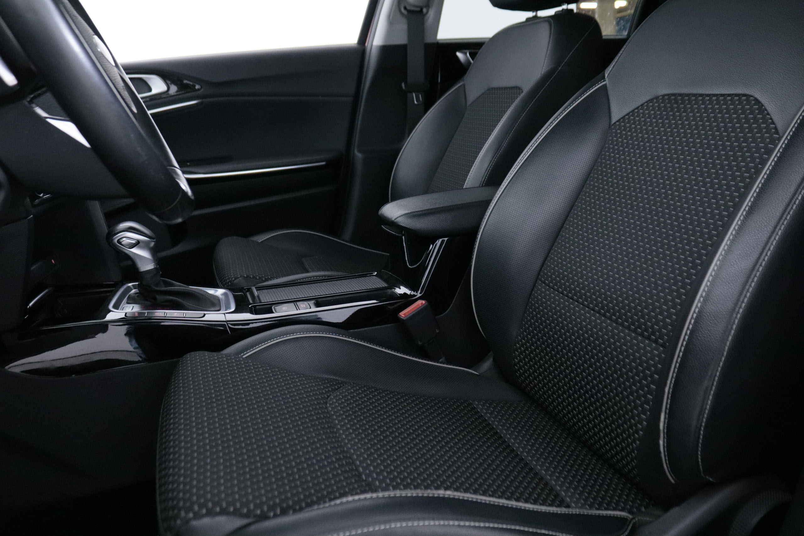 Kia Ceed 1.6 CRDI 115CV GT LINE AUTO 5P # NAVY,CAMARA TRASERA, foto 22