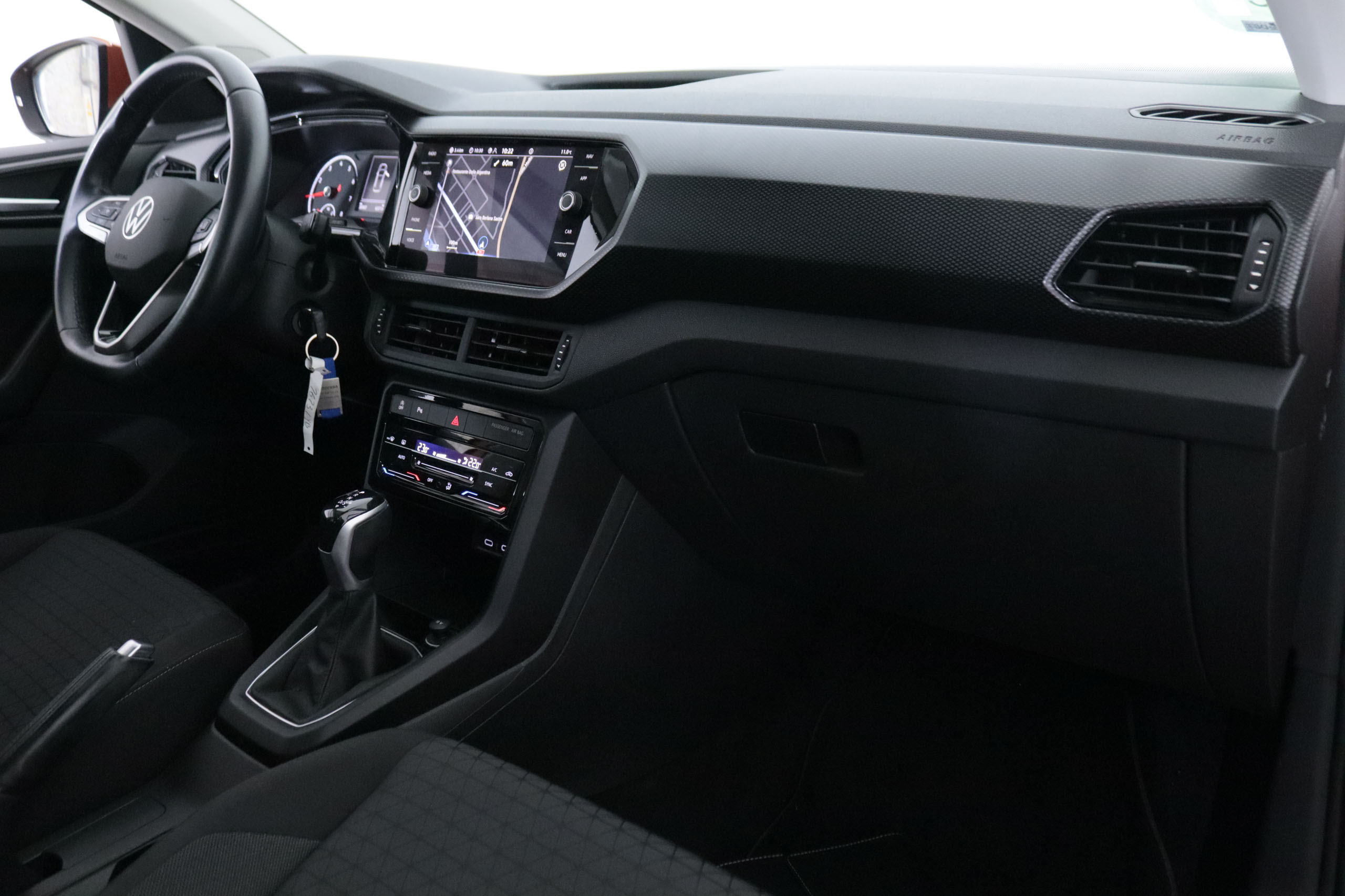 Volkswagen T-Cross 1.0 TSI DSG AUTO 110CV 5P # NAVY, PARKTRONIC foto 15