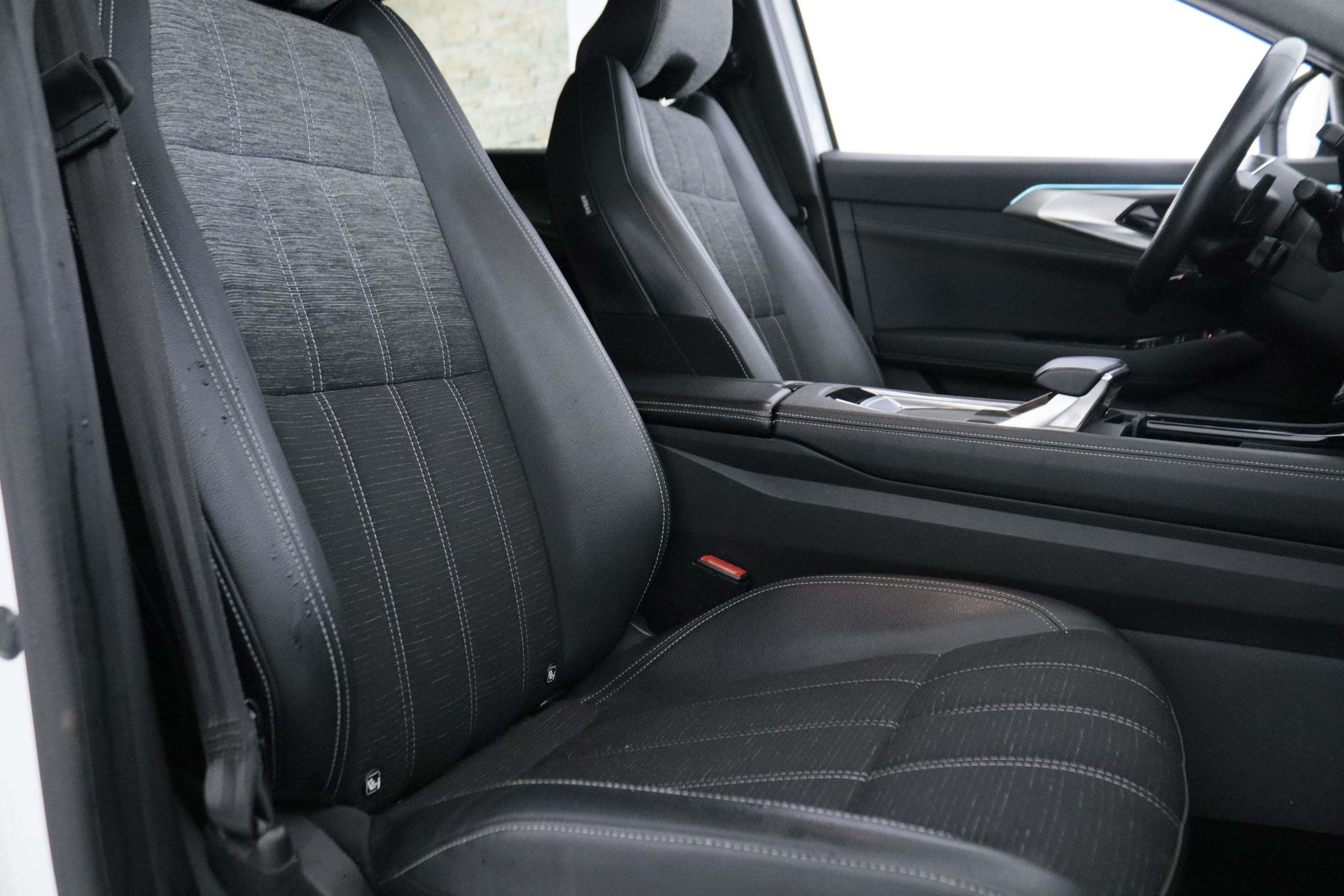 Renault Austral E-TECH HYBRID 1.2 AUTO 200CV TECHNO 5P # PARKTRONIC foto 28