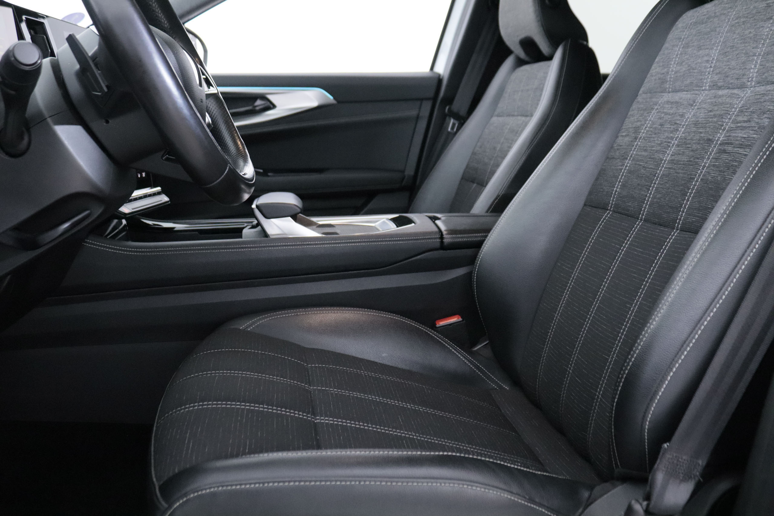 Renault Austral E-TECH HYBRID 1.2 AUTO 200CV TECHNO 5P # PARKTRONIC foto 27