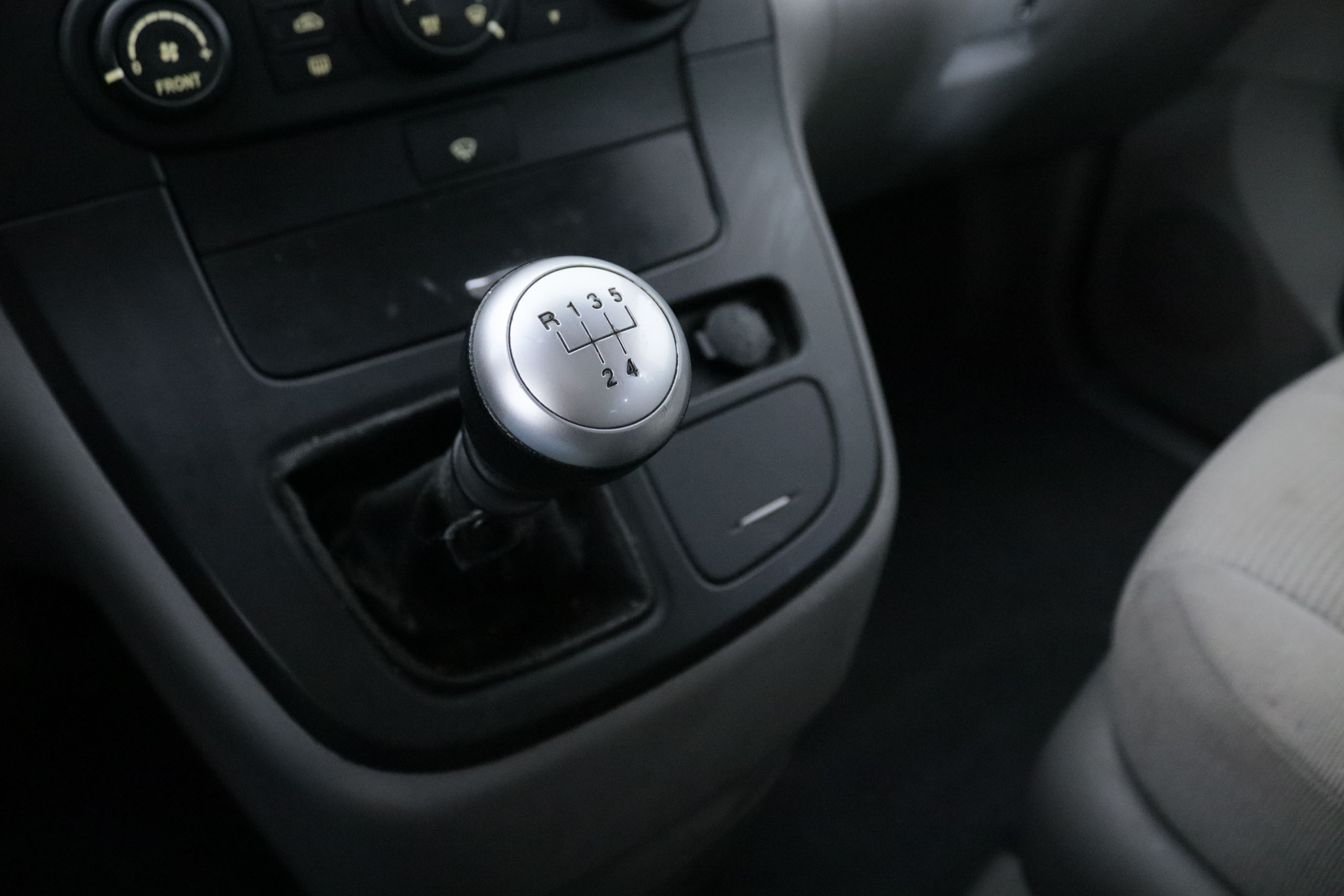 Kia Carnival 2.9 CRDI 185CV 7 PLAZAS 5P foto 15