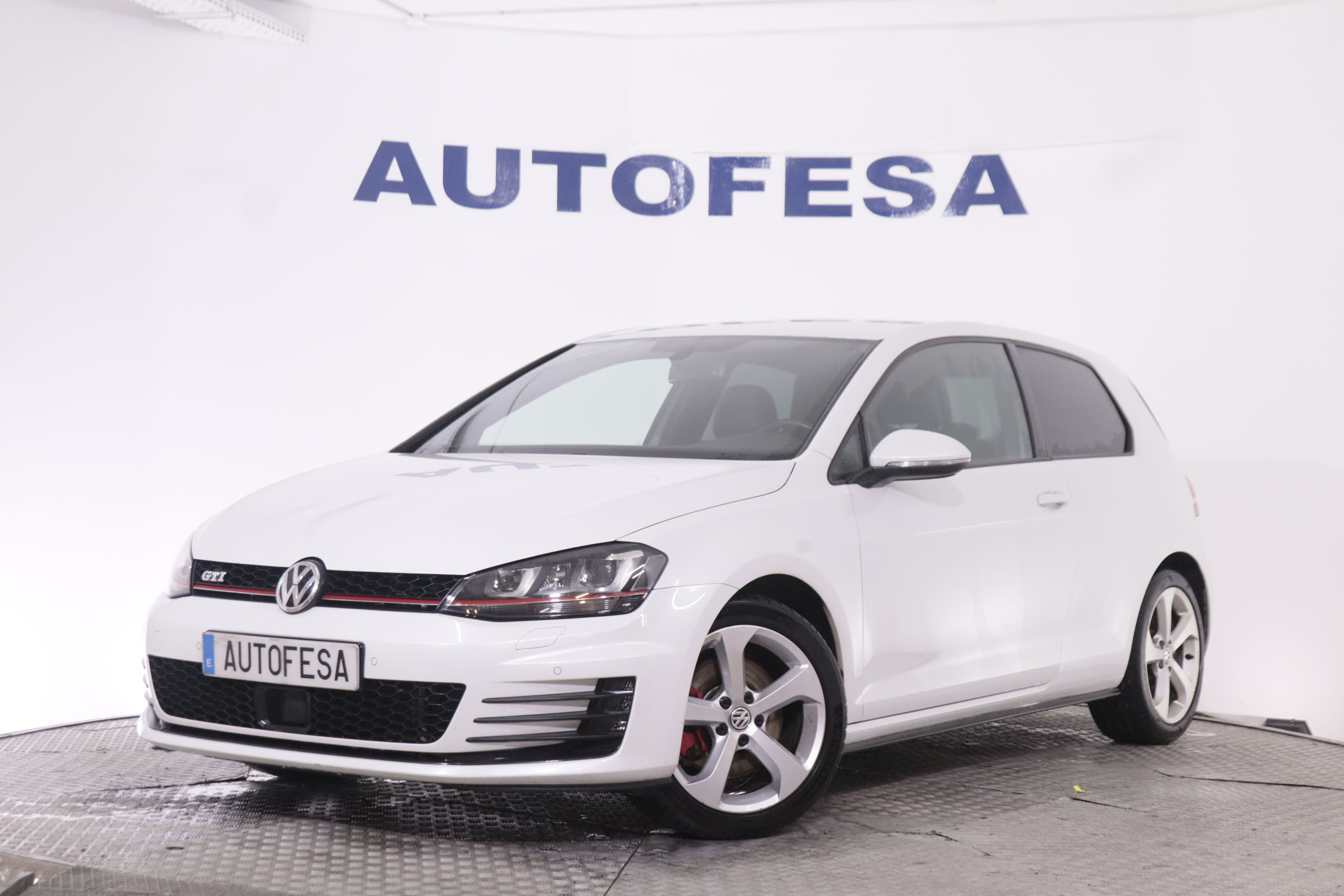 Volkswagen Golf 2.0 TSI DSG GTI 220CV 3P # CUERO, NAVY, PARKTRONIC foto 1