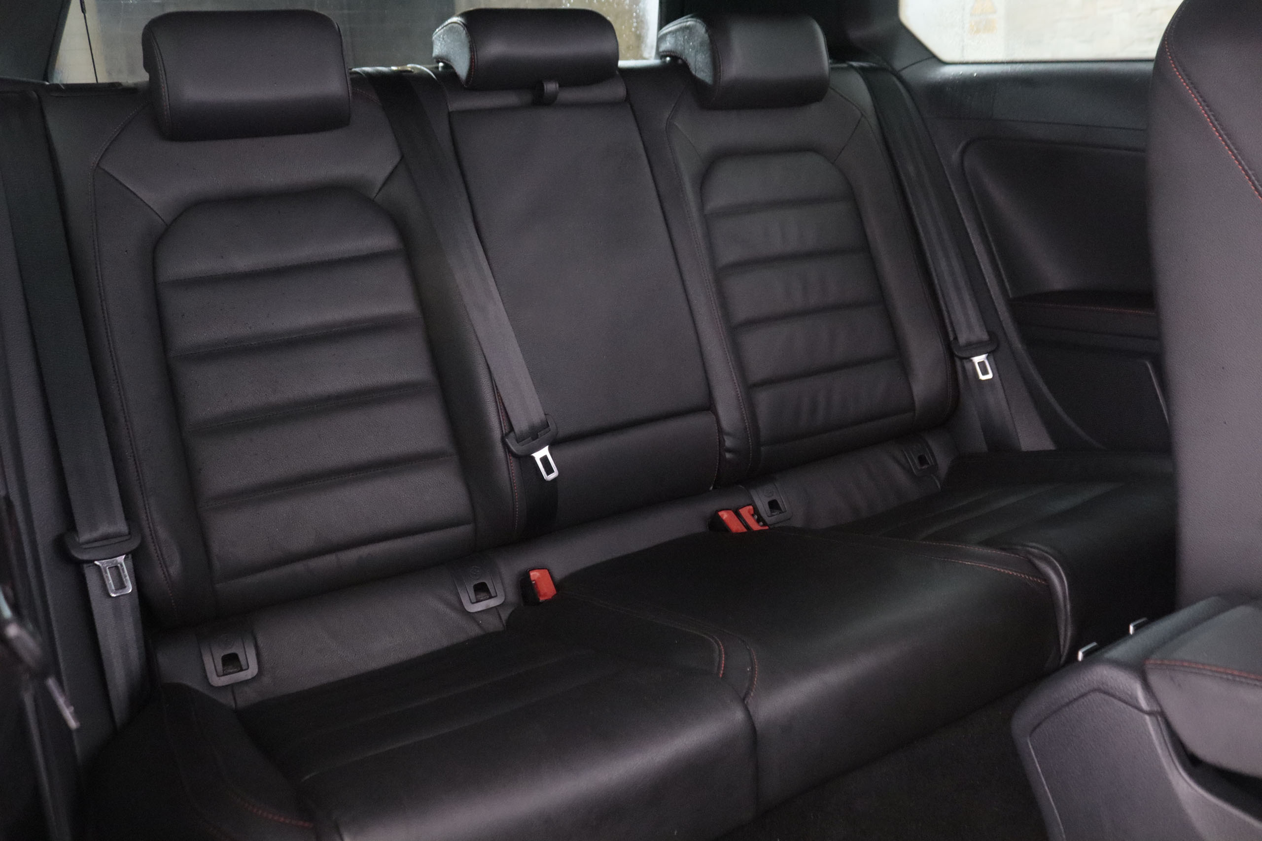 Volkswagen Golf 2.0 TSI DSG GTI 220CV 3P # CUERO, NAVY, PARKTRONIC foto 27