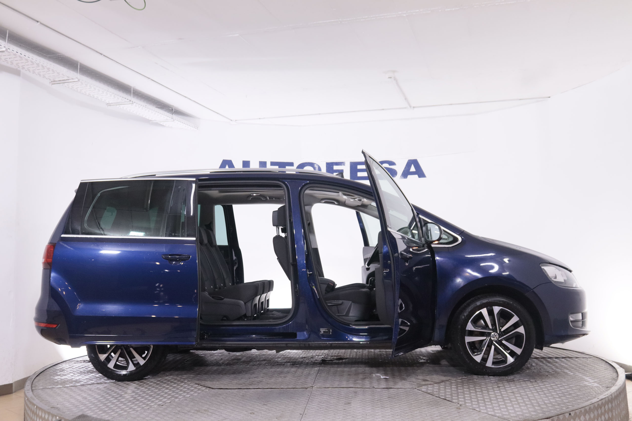 Volkswagen Sharan 2.0 TDI DSG AUTO 150CV 7 PLAZAS 5P # TECHO ELECT PANORAMICO, NAVY foto 11