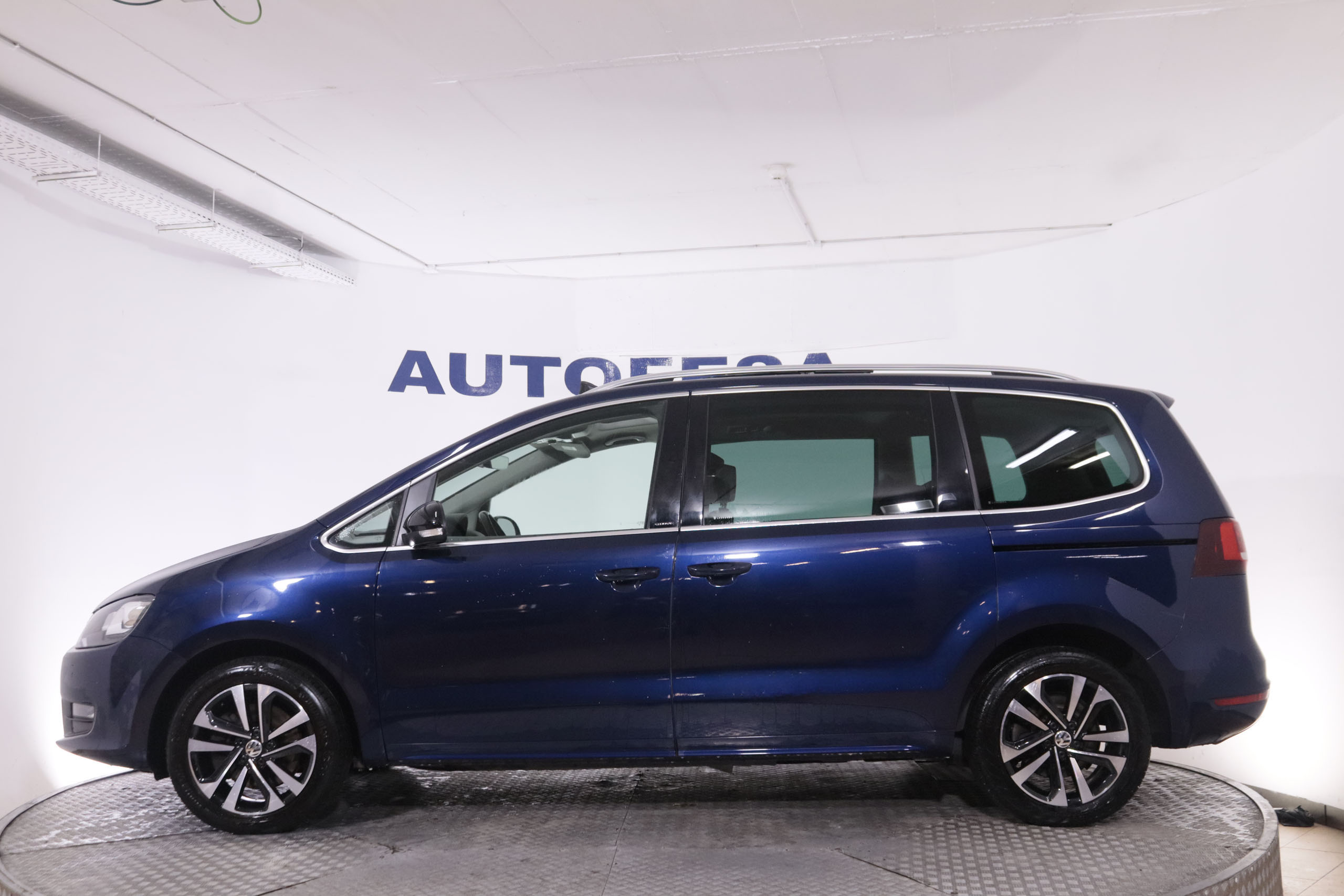 Volkswagen Sharan 2.0 TDI DSG AUTO 150CV 7 PLAZAS 5P # TECHO ELECT PANORAMICO, NAVY foto 9