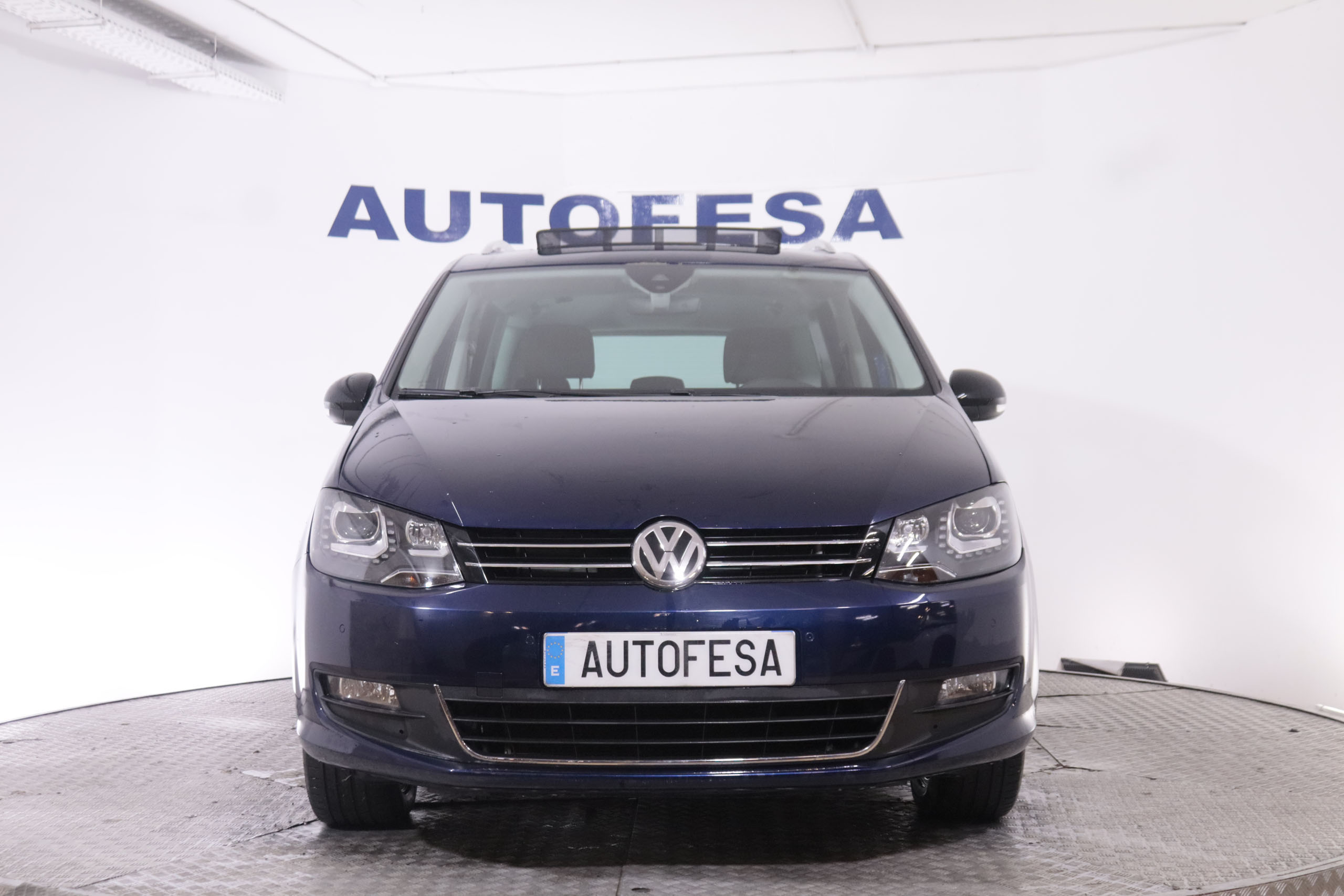 Volkswagen Sharan 2.0 TDI DSG AUTO 150CV 7 PLAZAS 5P # TECHO ELECT PANORAMICO, NAVY foto 2