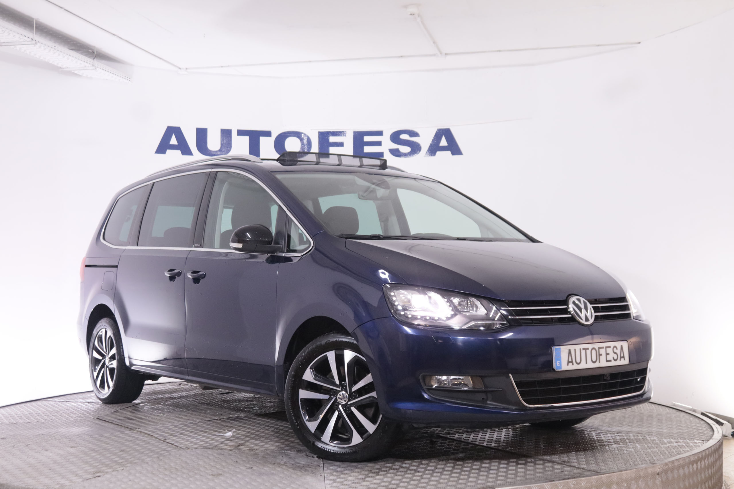Volkswagen Sharan 2.0 TDI DSG AUTO 150CV 7 PLAZAS 5P # TECHO ELECT PANORAMICO, NAVY foto 3