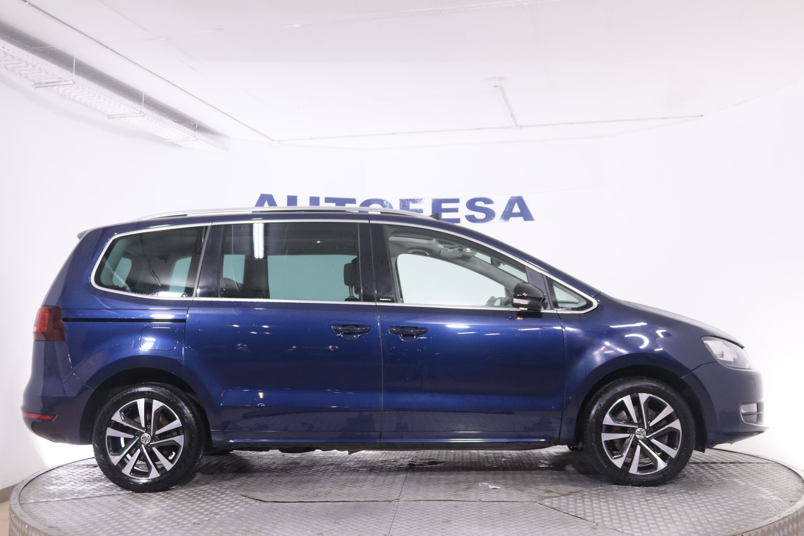 Volkswagen Sharan 2.0 TDI DSG AUTO 150CV 7 PLAZAS 5P # TECHO ELECT PANORAMICO, NAVY foto 14