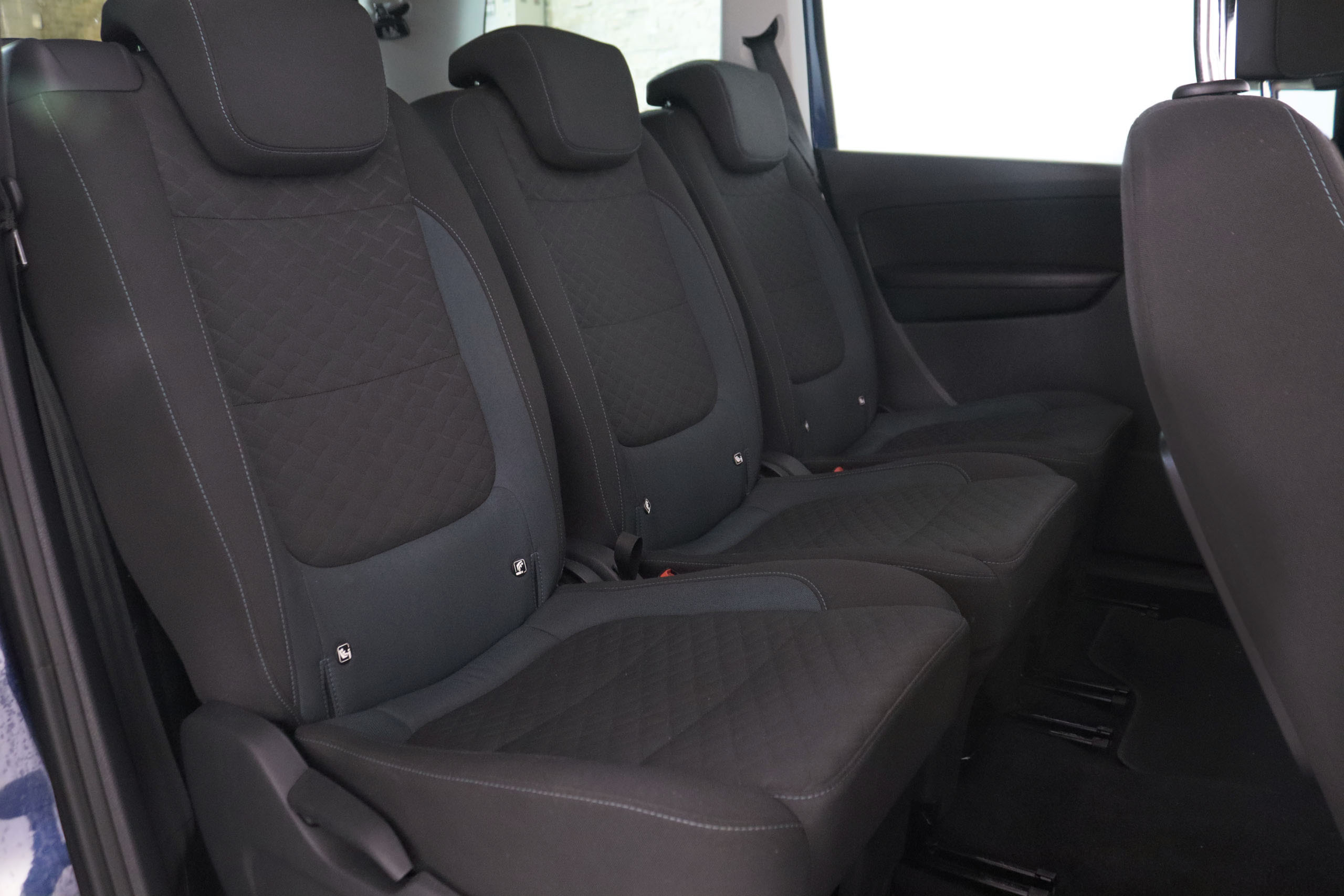 Volkswagen Sharan 2.0 TDI DSG AUTO 150CV 7 PLAZAS 5P # TECHO ELECT PANORAMICO, NAVY foto 26