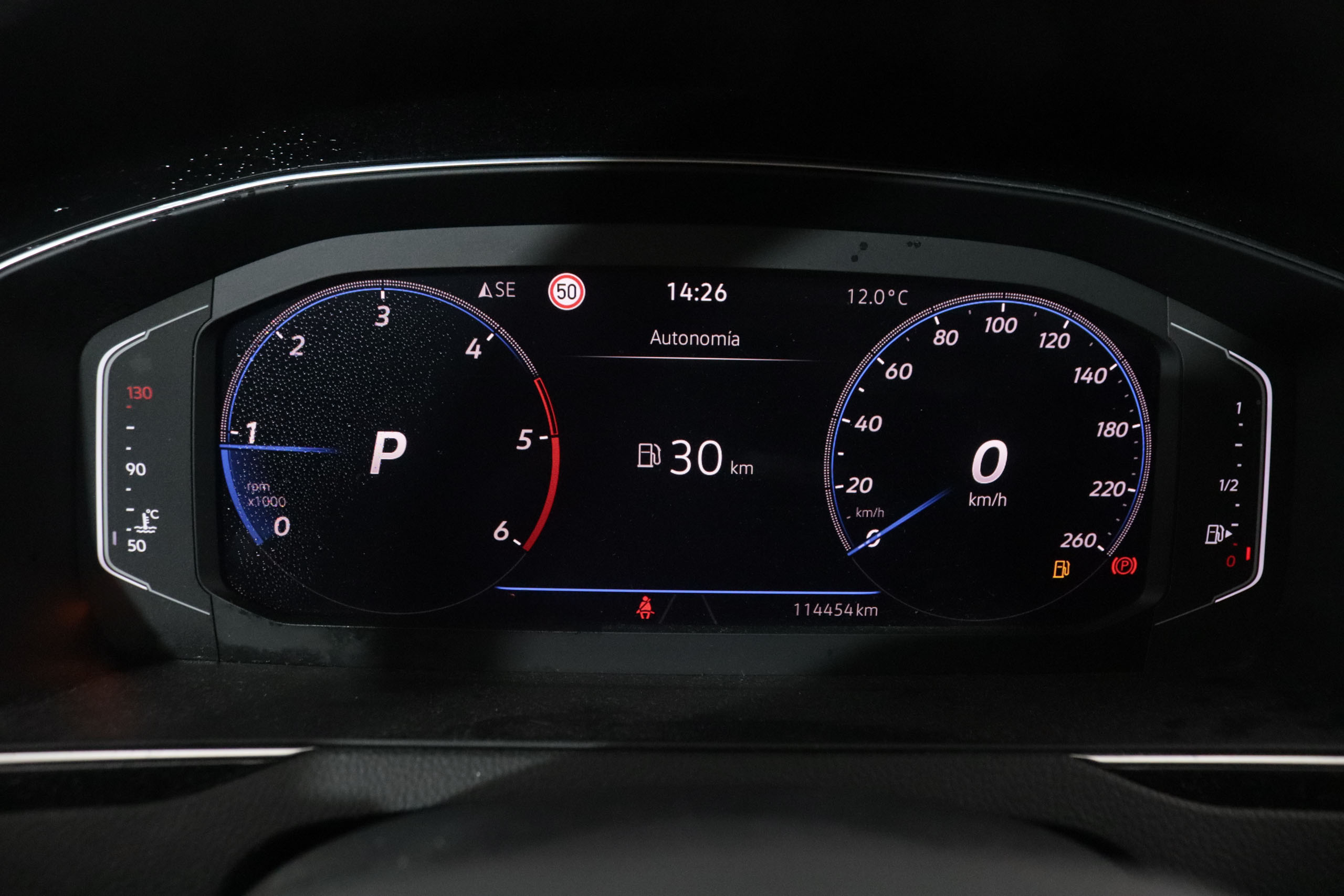 Volkswagen Passat 2.0 TDI VARIANT DSG R-LINE AUTO 150CV 5P # IVA DEDUCIBLE, CUERO, NAVY foto 18