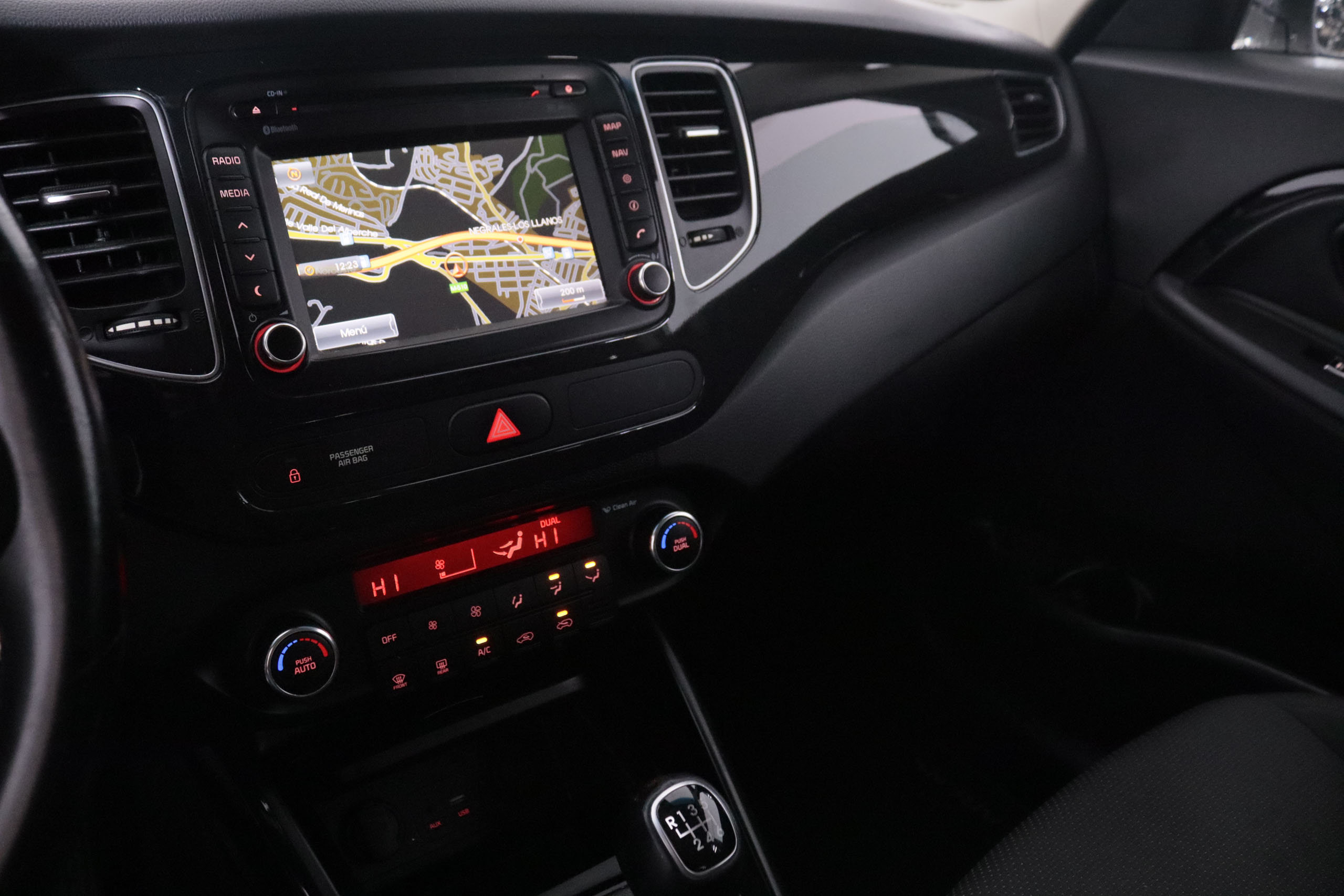 Kia Carens 1.7 CRDI DRIVE 115CV 5P # IVA DEDUCIBLE, NAVY, PARKTRONIC foto 18