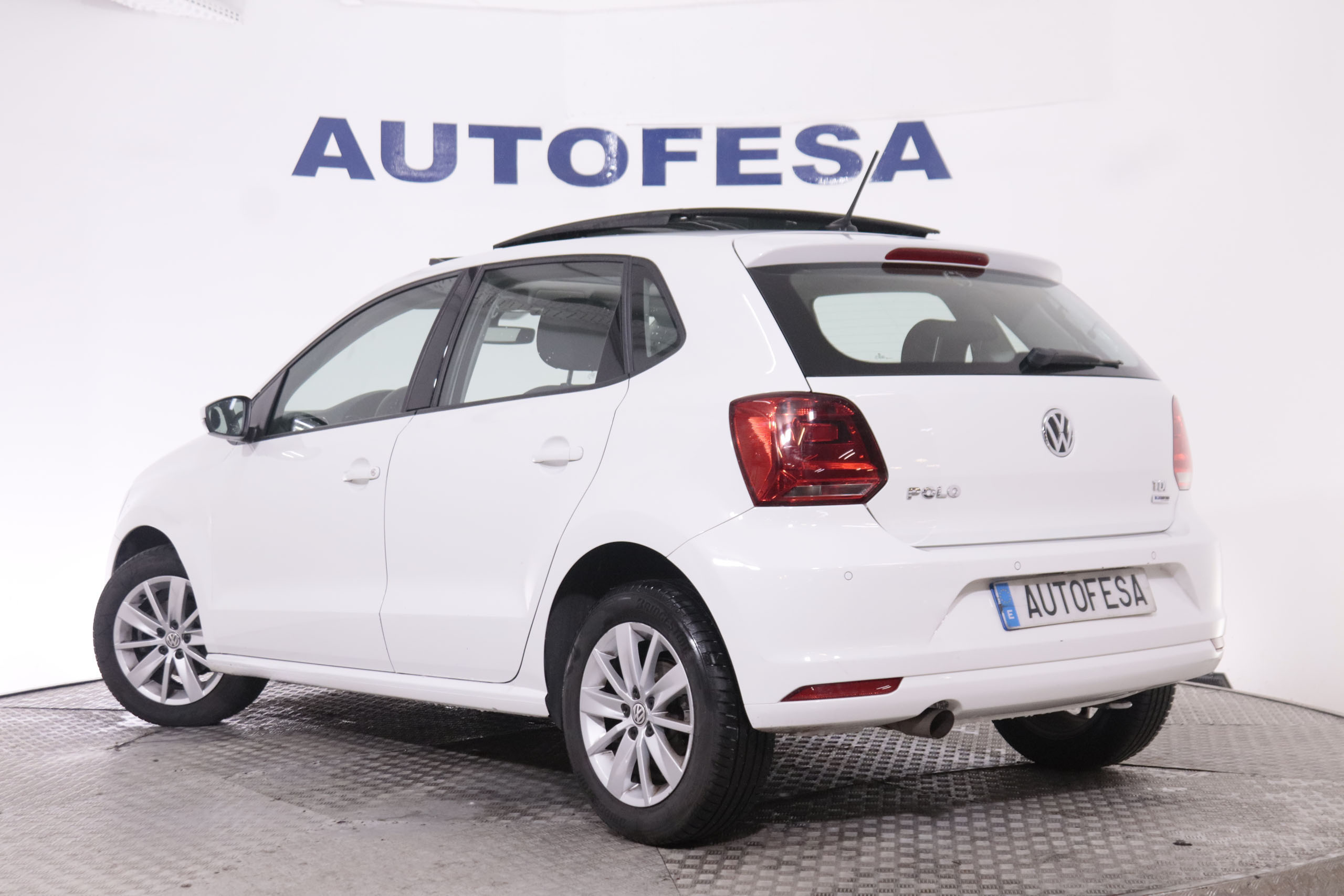 Volkswagen Polo 1.4 TDI ADVANCE DSG AUTO 90CV 5P # TECHO ELECTRICO, NAVY foto 5