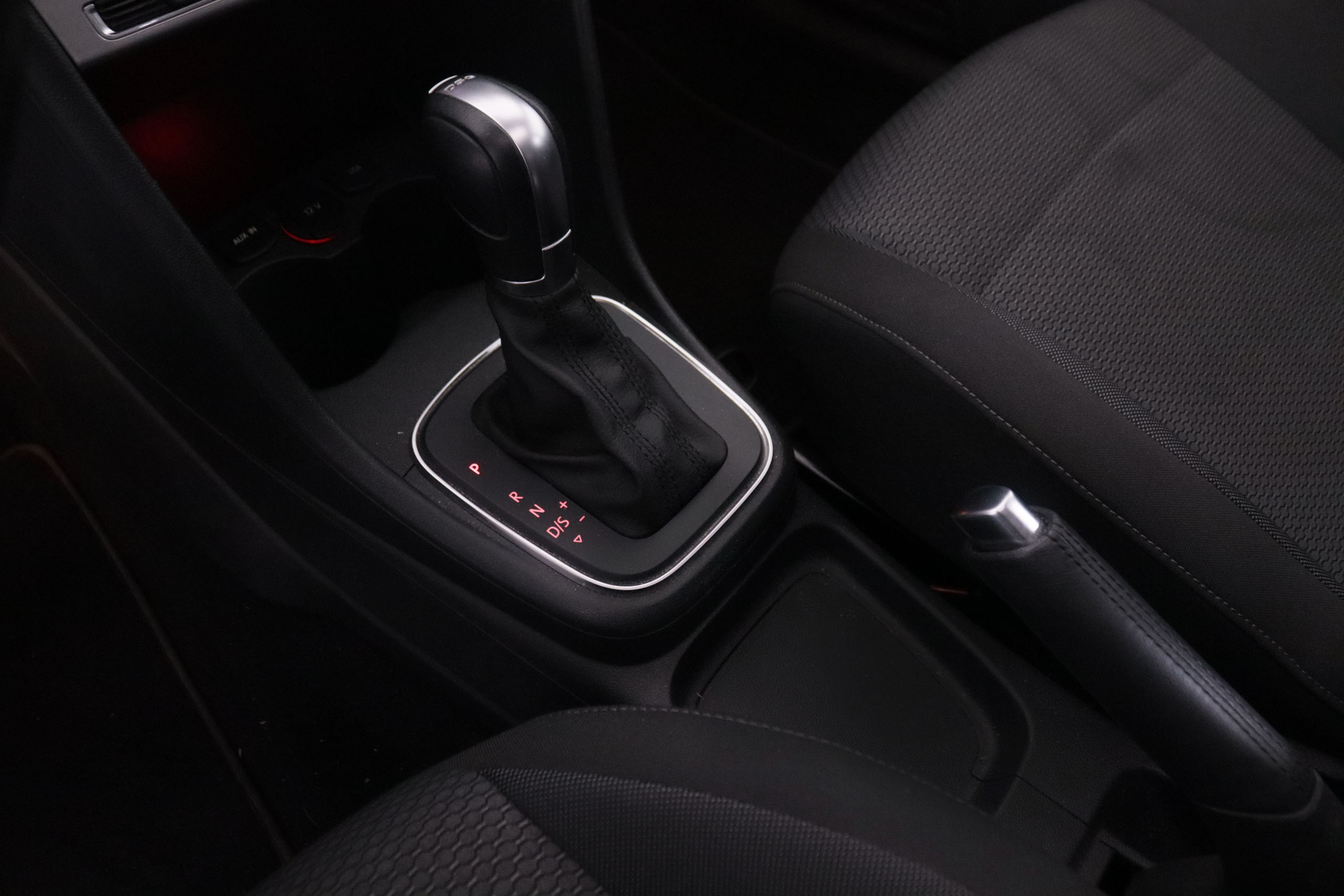 Volkswagen Polo 1.4 TDI ADVANCE DSG AUTO 90CV 5P # TECHO ELECTRICO, NAVY foto 22