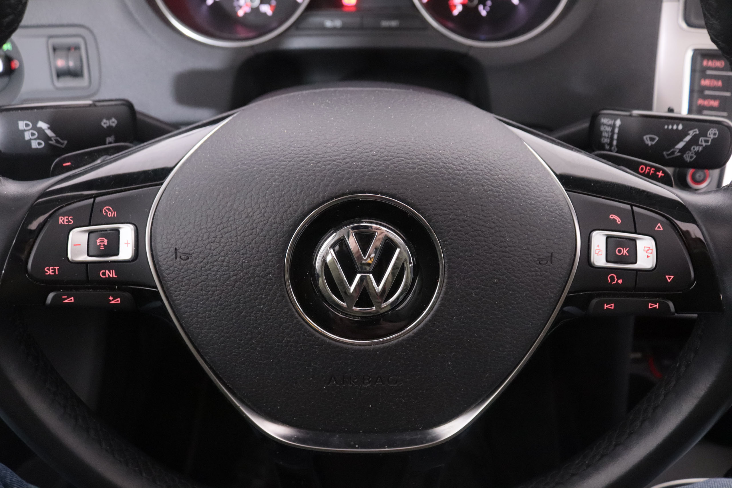 Volkswagen Polo 1.4 TDI ADVANCE DSG AUTO 90CV 5P # TECHO ELECTRICO, NAVY foto 17