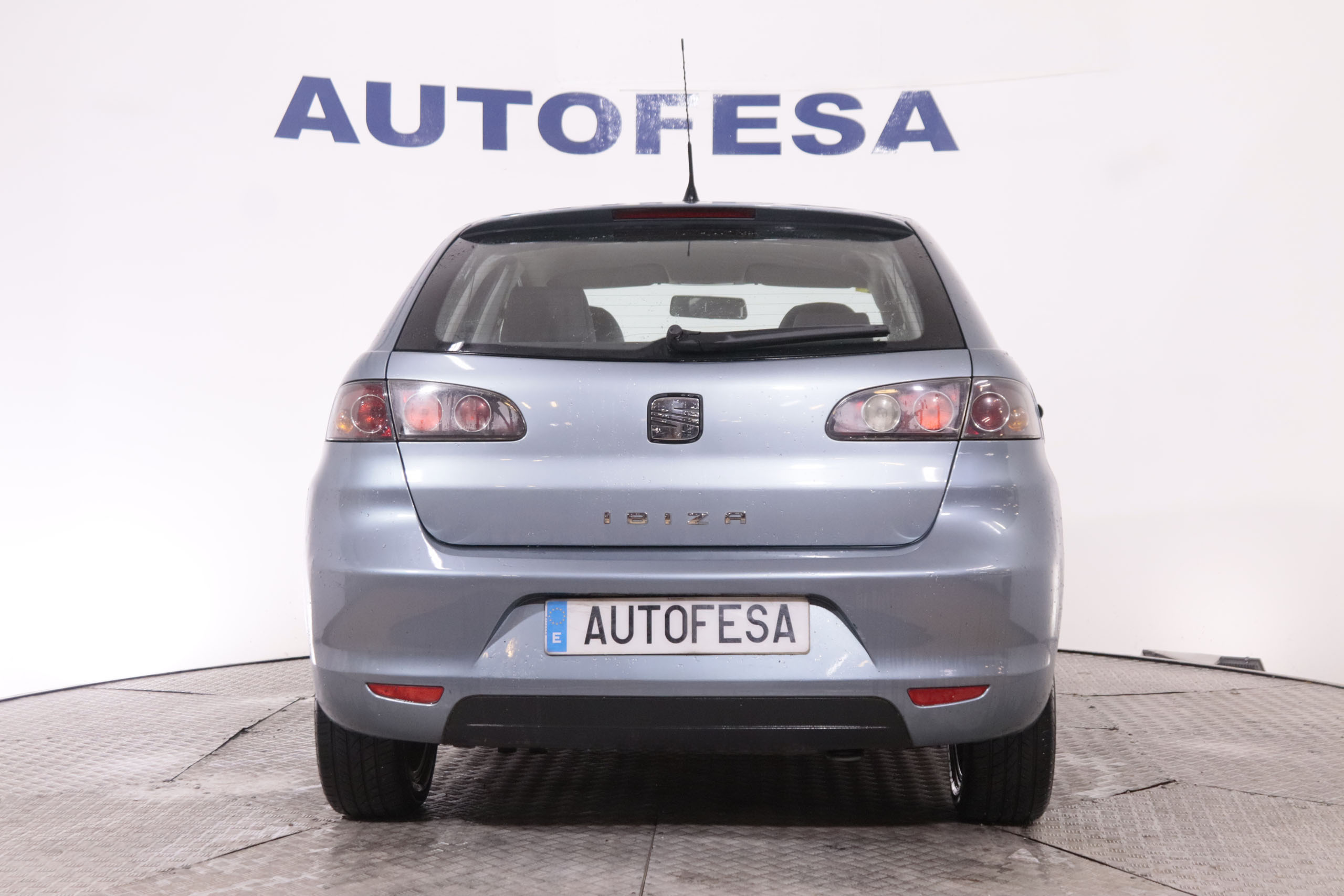 Seat Ibiza 1.4 TDI 80CV 5P foto 6