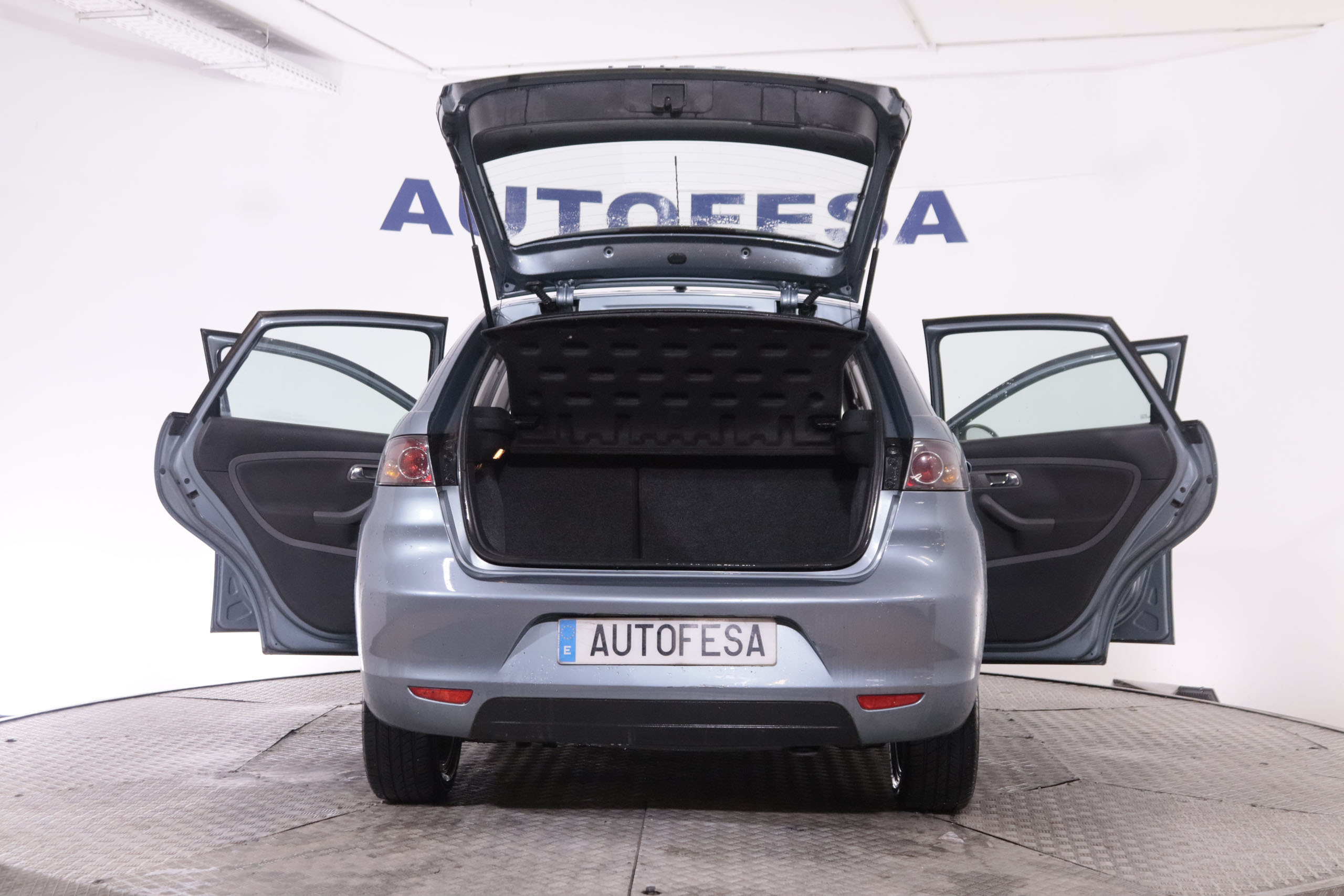 Seat Ibiza 1.4 TDI 80CV 5P foto 11