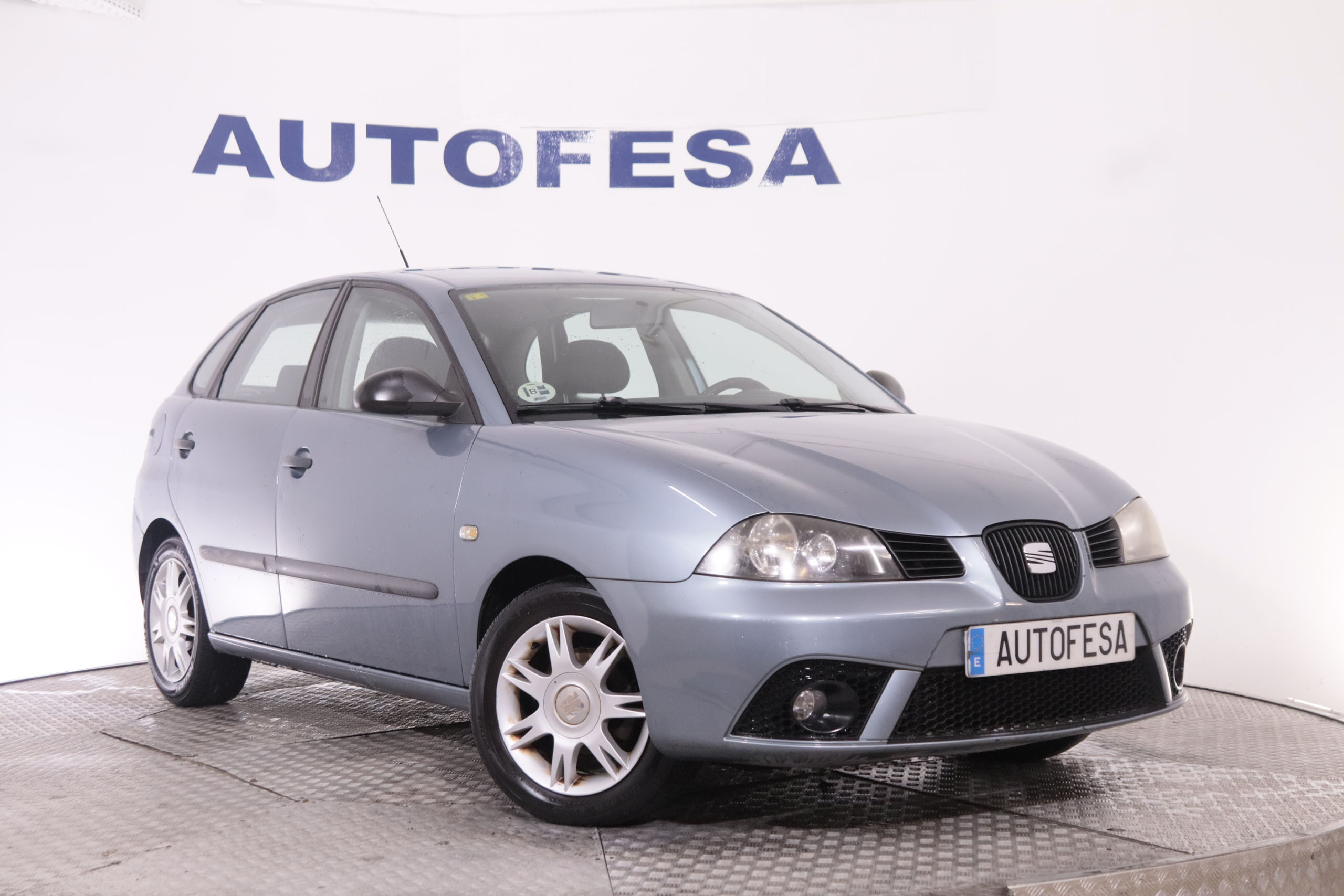 Seat Ibiza 1.4 TDI 80CV 5P foto 3