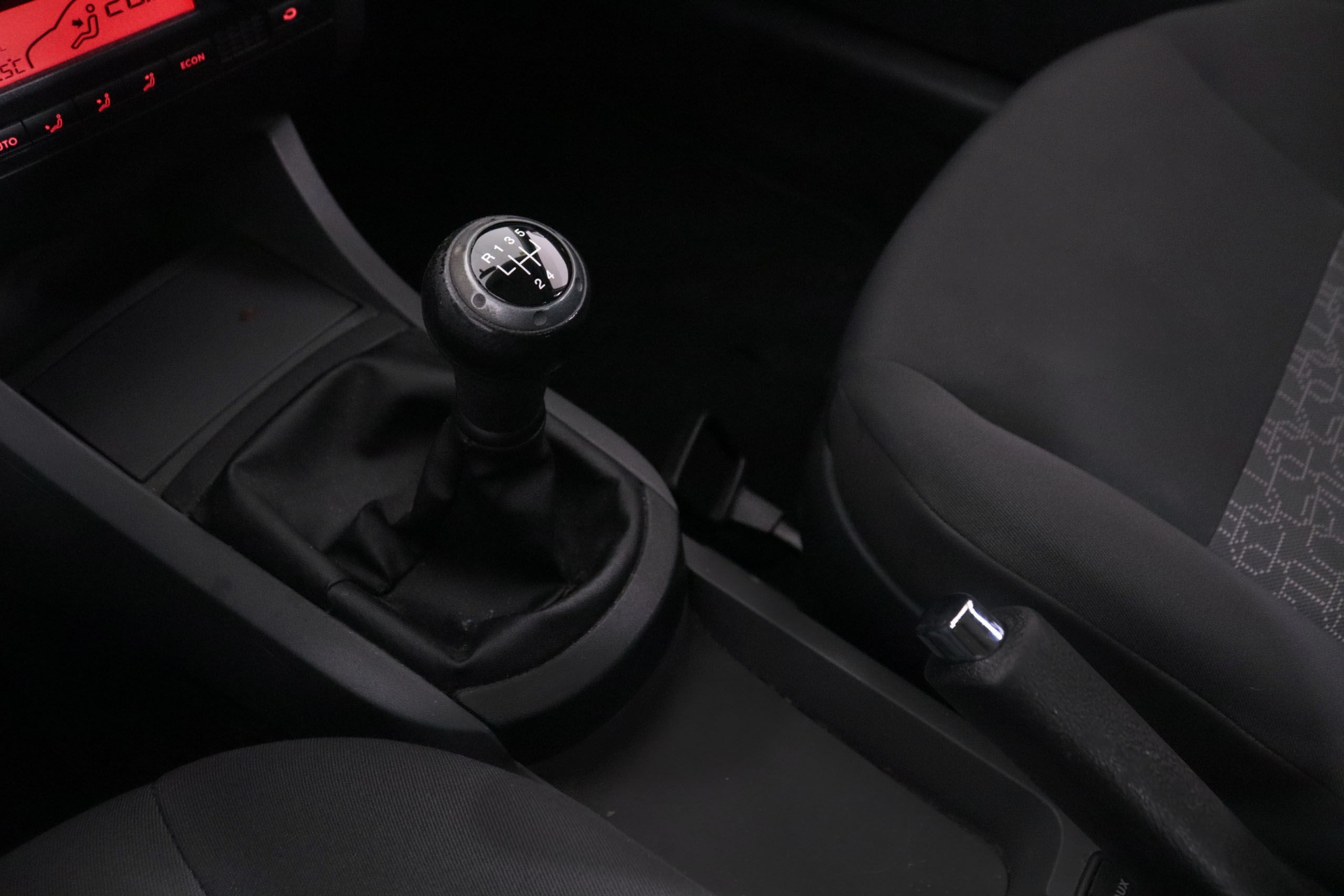 Seat Ibiza 1.4 TDI 80CV 5P foto 18