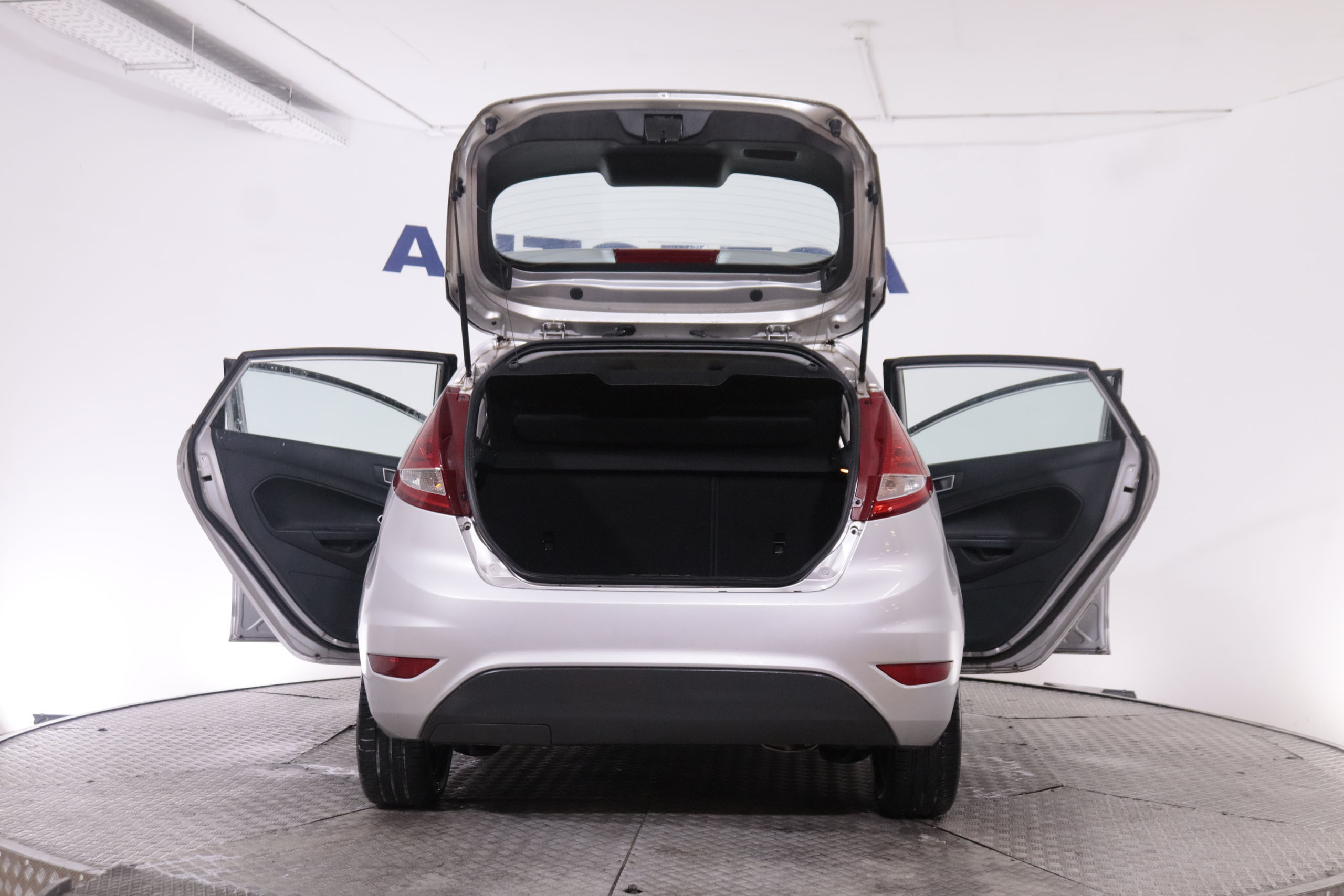 Ford Fiesta 1.2 TREND 82CV 5P foto 10