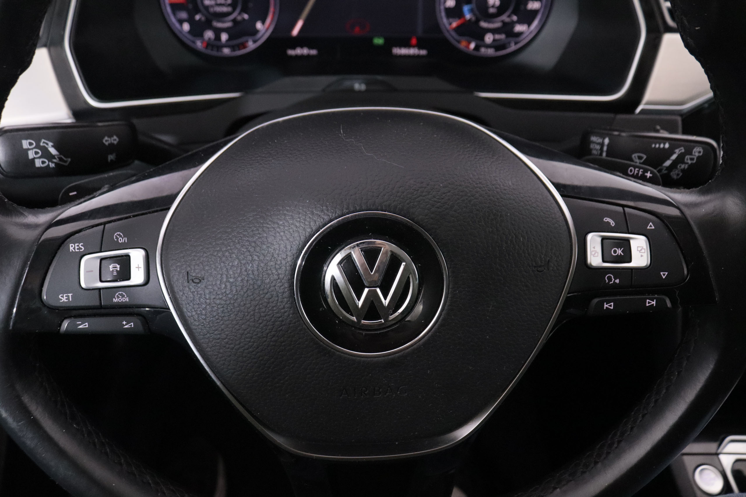 Volkswagen Passat VARIANT 2.0 TDI 190CV EXCLUSIVE AUTO DSG 5P # NAVY,CUERO,FAROS LED, foto 17