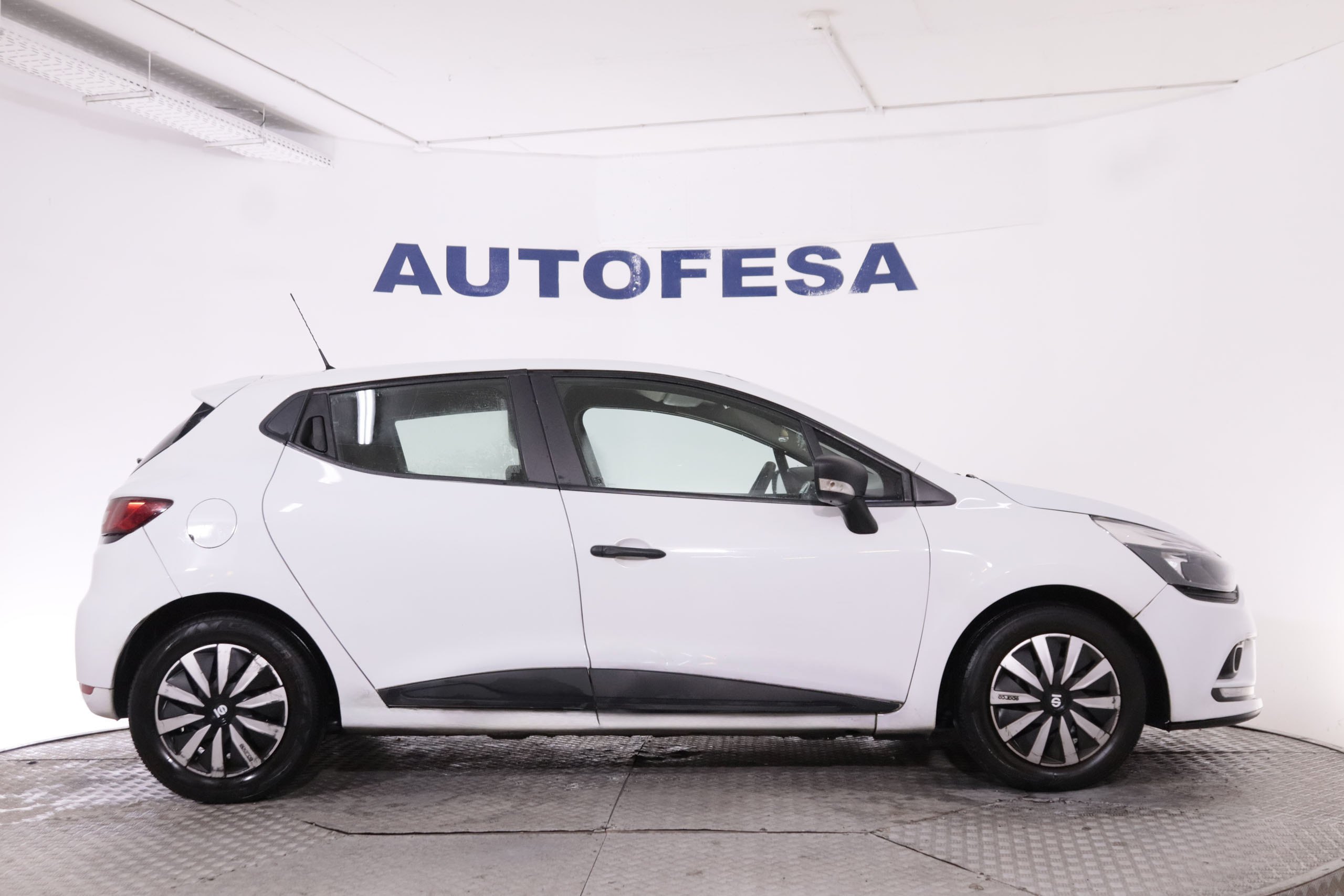 Renault Clio 1.5 DCI BUSINESS 75CV 5P # IVA DEDUCIBLE foto 13