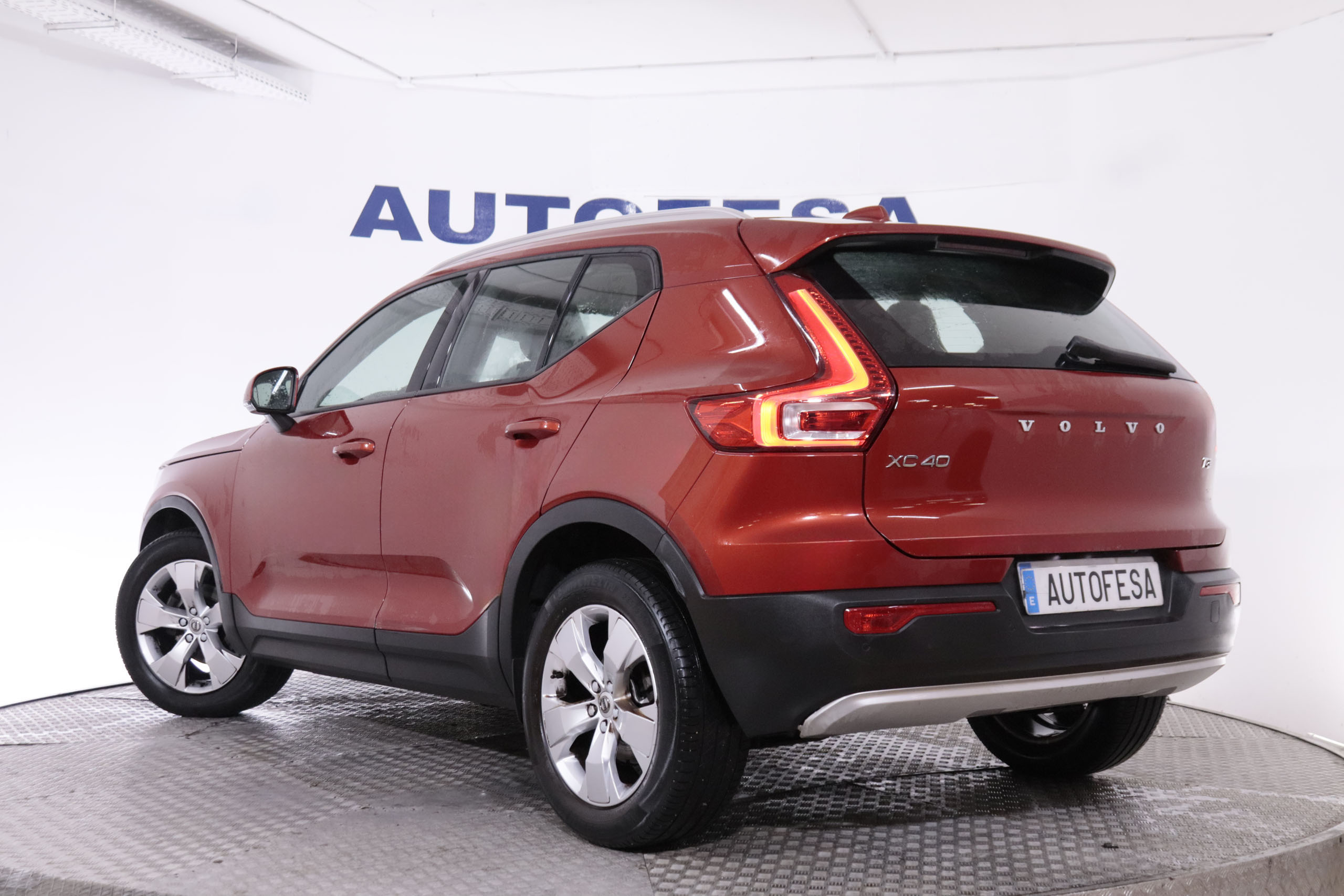 Volvo XC40 1.5 T3 BUSINESS PLUS AUTO 163CV 5P # IVA DEDUCIBLE, NAVY, PARKTRONIC foto 5