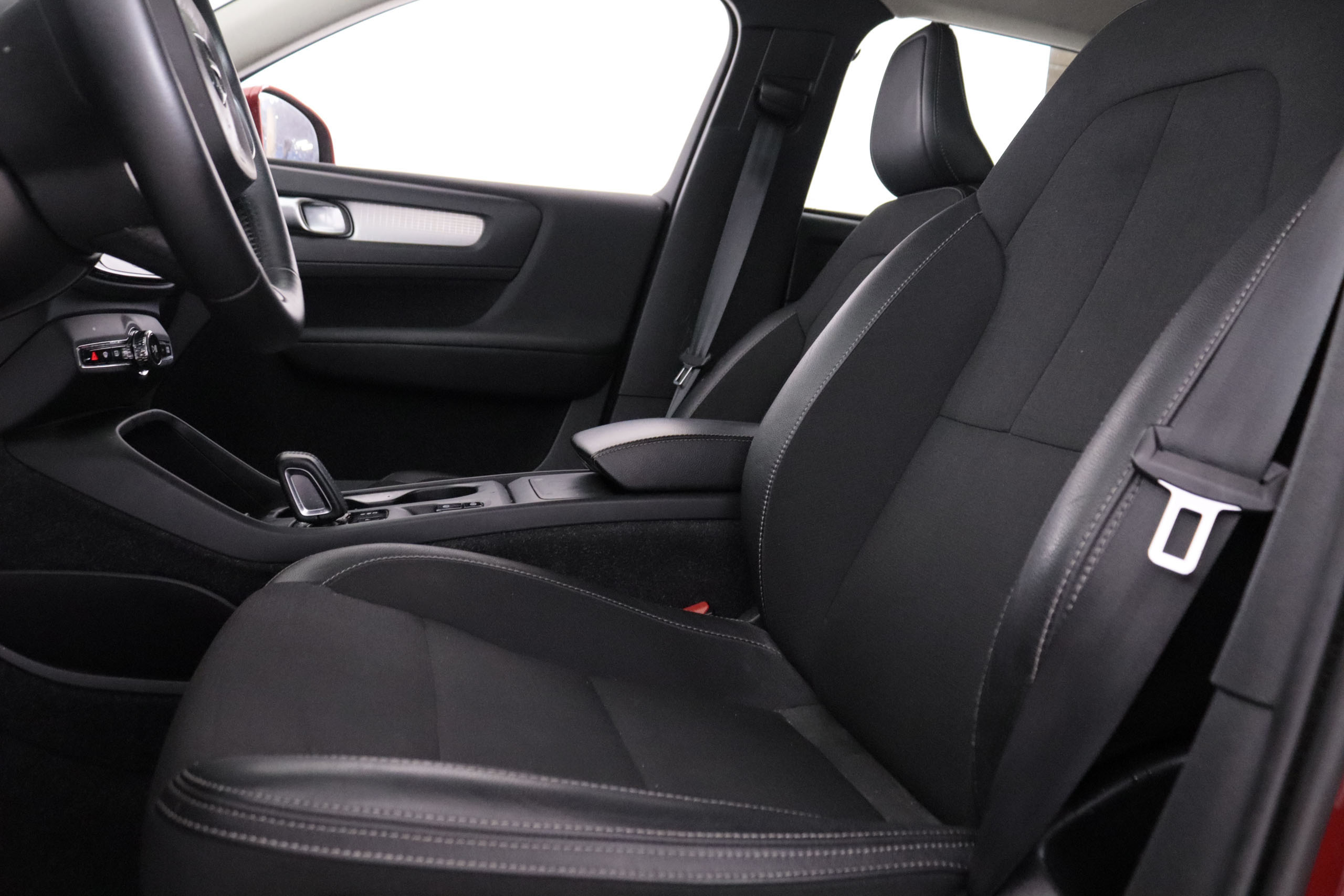 Volvo XC40 1.5 T3 BUSINESS PLUS AUTO 163CV 5P # IVA DEDUCIBLE, NAVY, PARKTRONIC foto 24