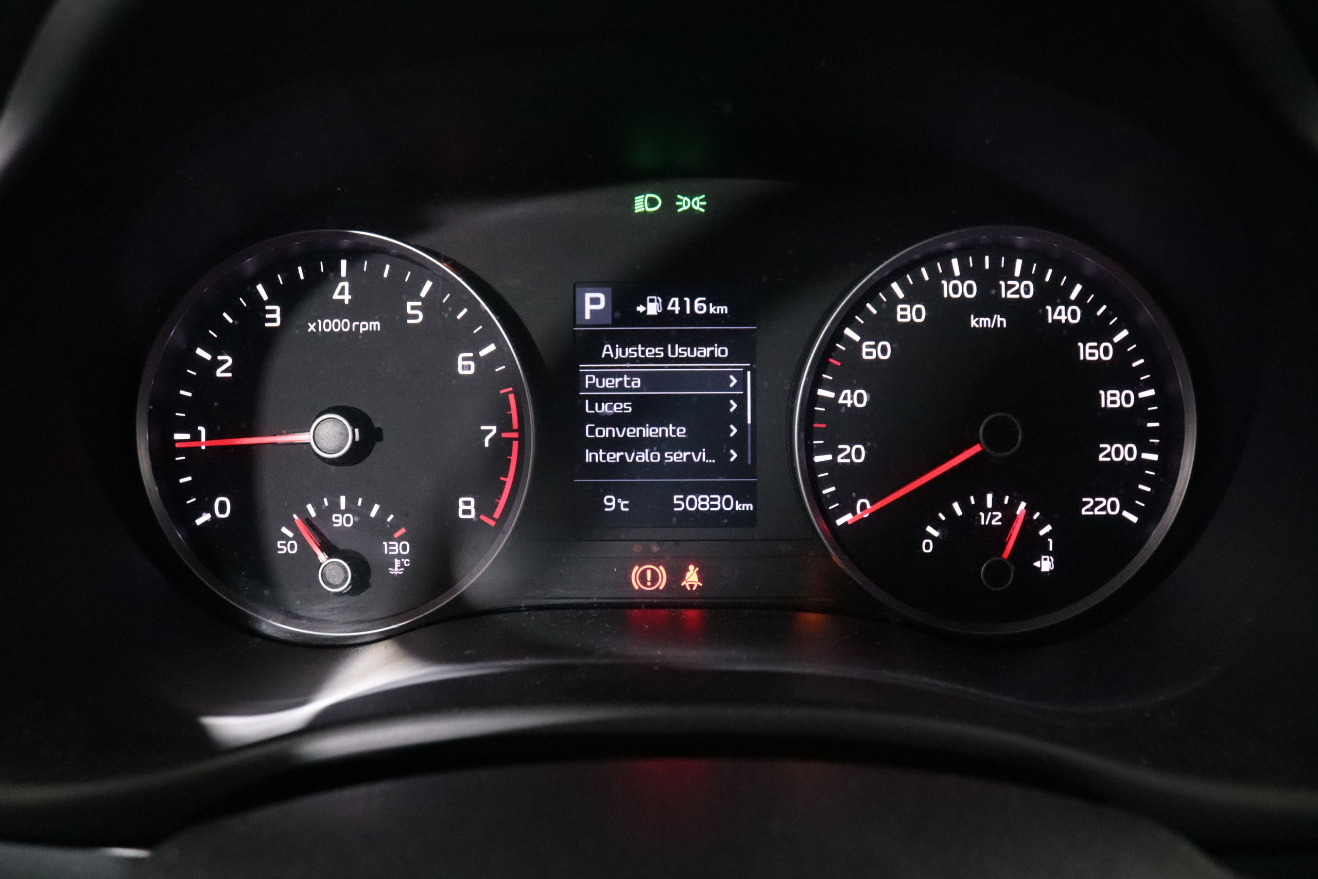 Kia Stonic 1.0 T-GDI BLACK EDITION DCT AUTO 120CV 5P # IVA DEDUCIBLE, CUERO, NAVY foto 17