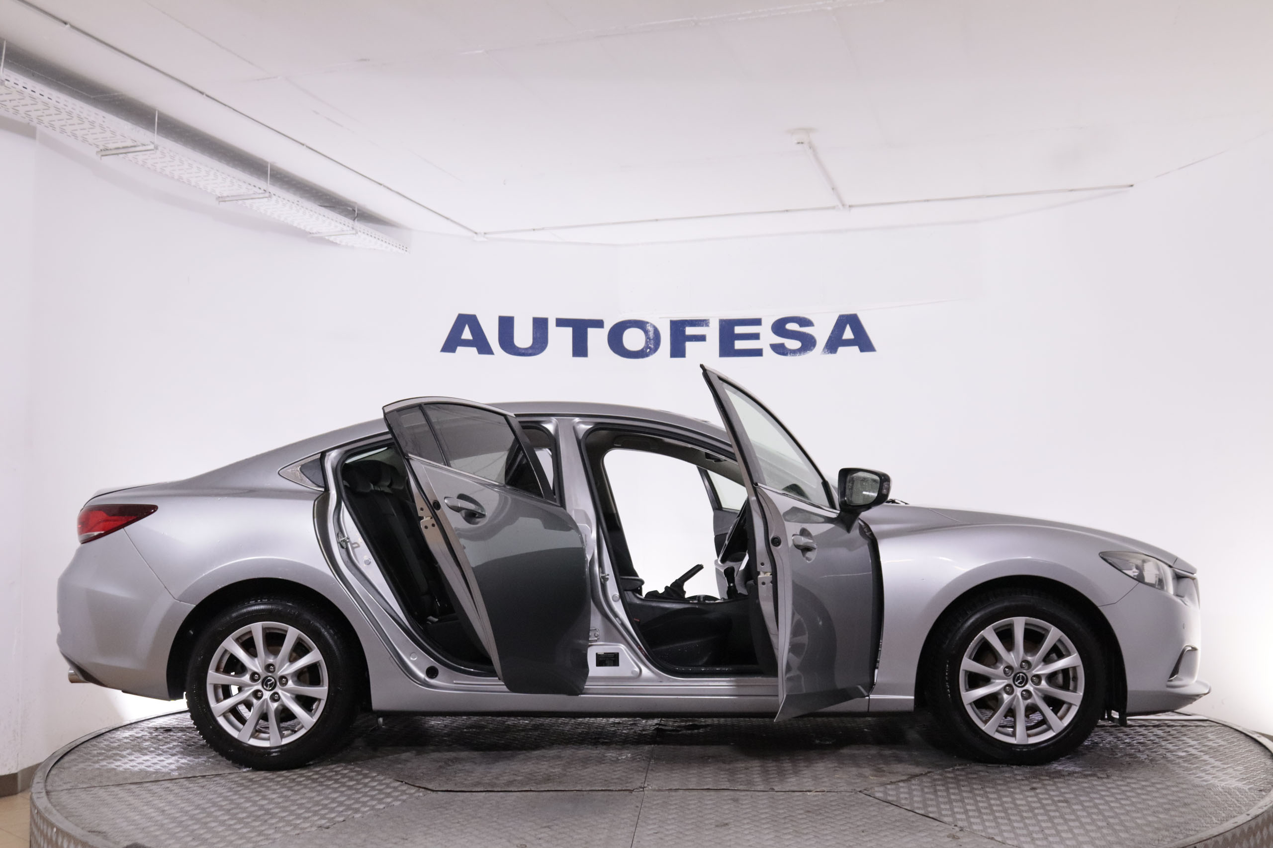 Mazda 6 2.2 SKYACTIV-D STYLE 150CV 4P # NAVY, PARKTRONIC foto 11