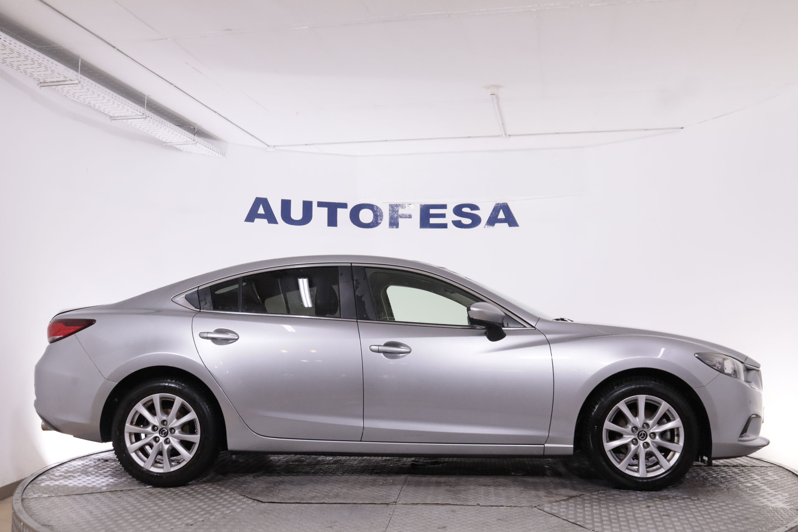 Mazda 6 2.2 SKYACTIV-D STYLE 150CV 4P # NAVY, PARKTRONIC foto 9