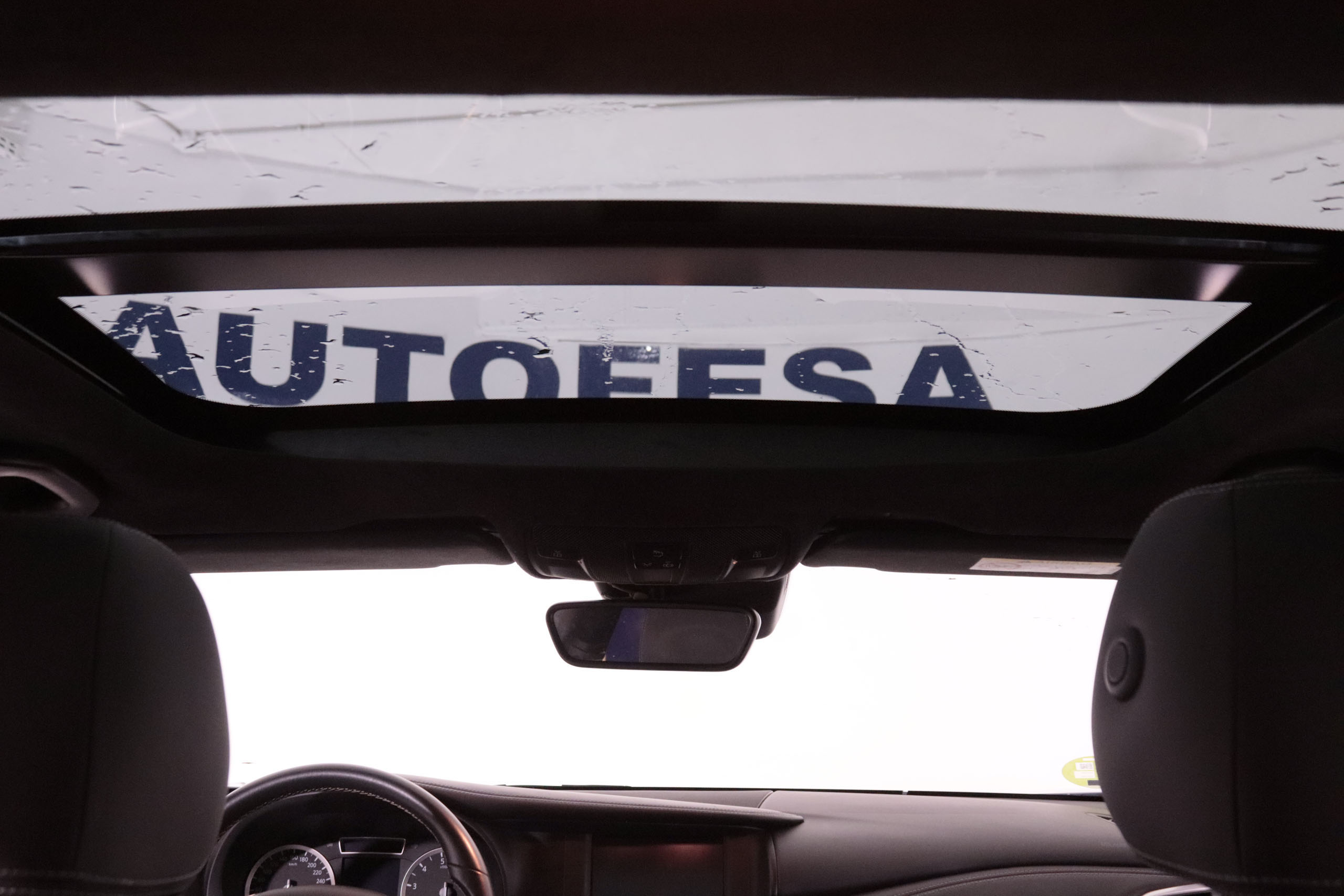 Infiniti Qx30 2.0T PREMIUM TECH AWD AUTO 211CV 5P # CUERO, TECHO PANORAMICO, NAVY foto 11