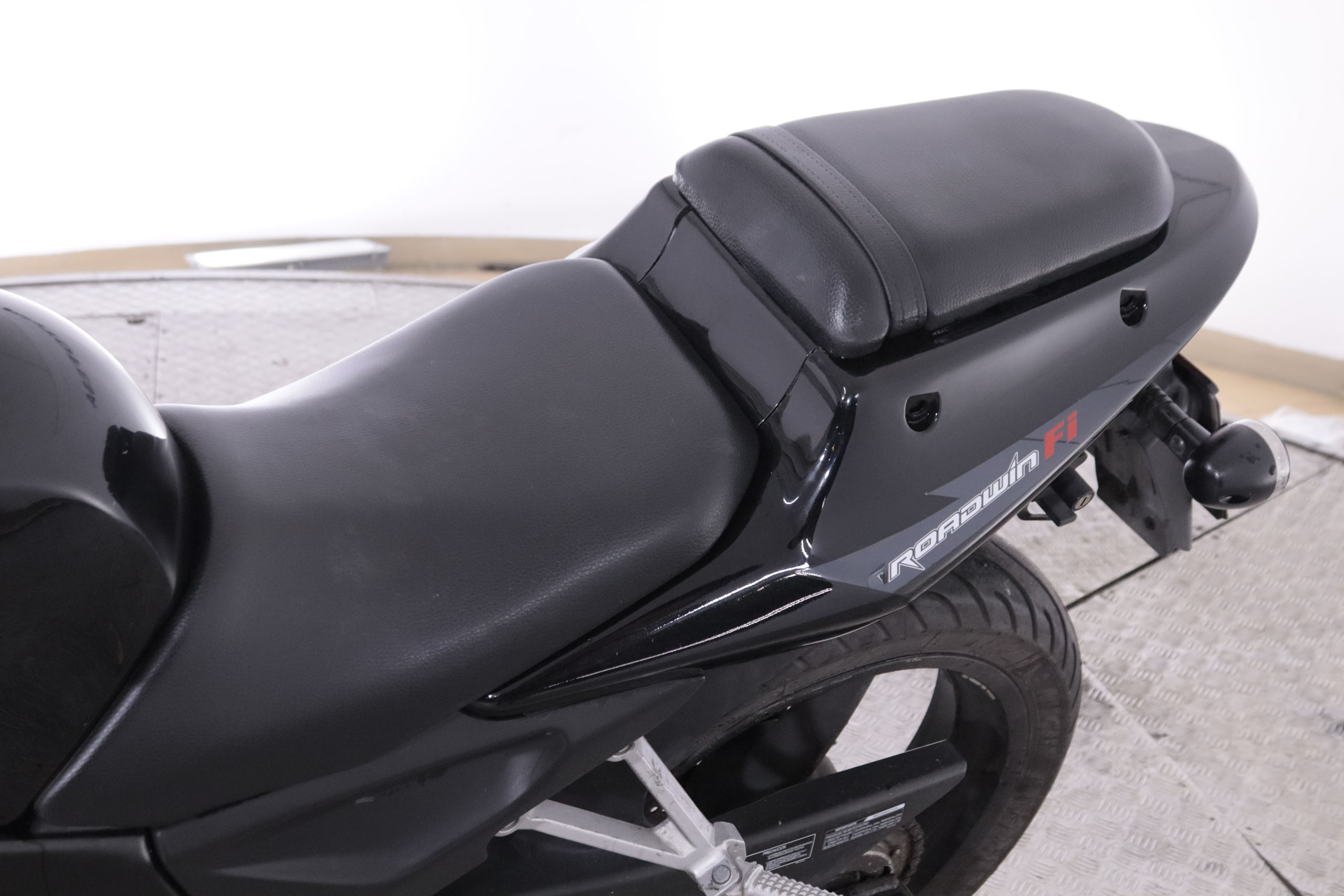 Daelim Roadwin ROADWIN 125 15CV foto 13