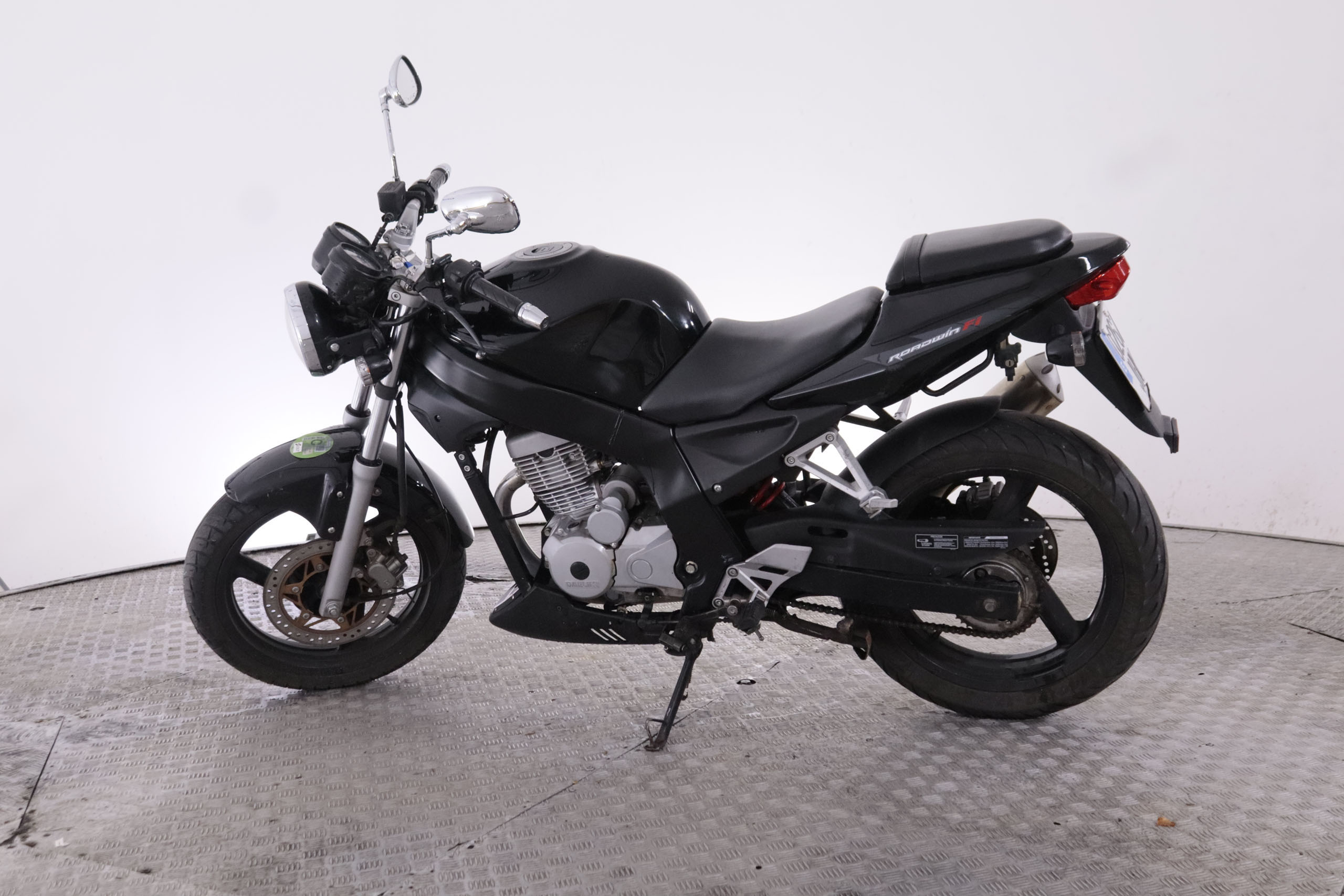 Daelim Roadwin ROADWIN 125 15CV foto 3