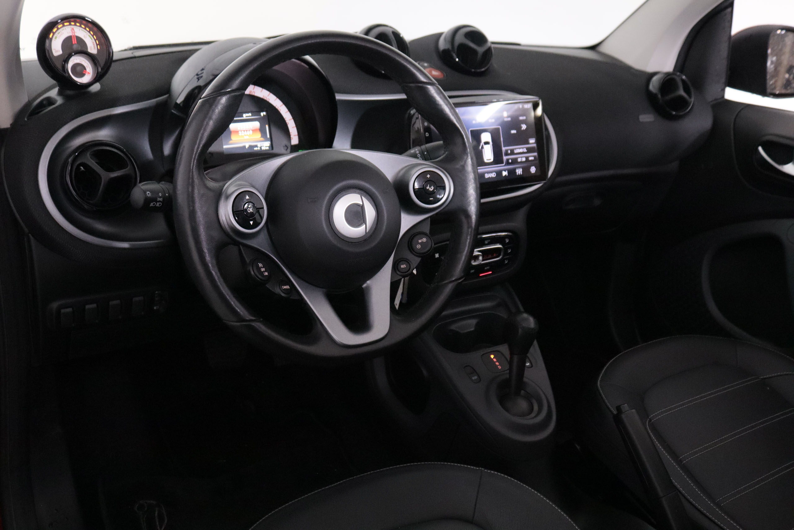 Smart Fortwo ELECTIC CABRIO AUTO 90CV 2P # CUERO, BLUETOOTH foto 17