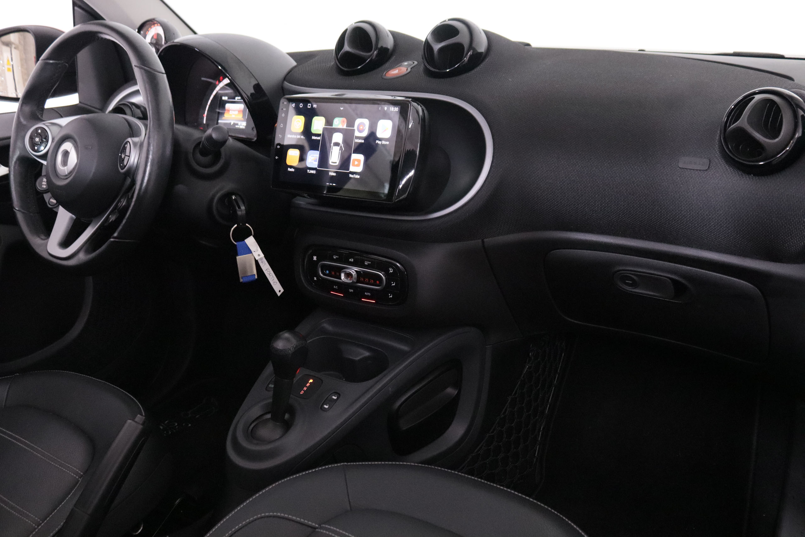 Smart Fortwo ELECTIC CABRIO AUTO 90CV 2P # CUERO, BLUETOOTH foto 18