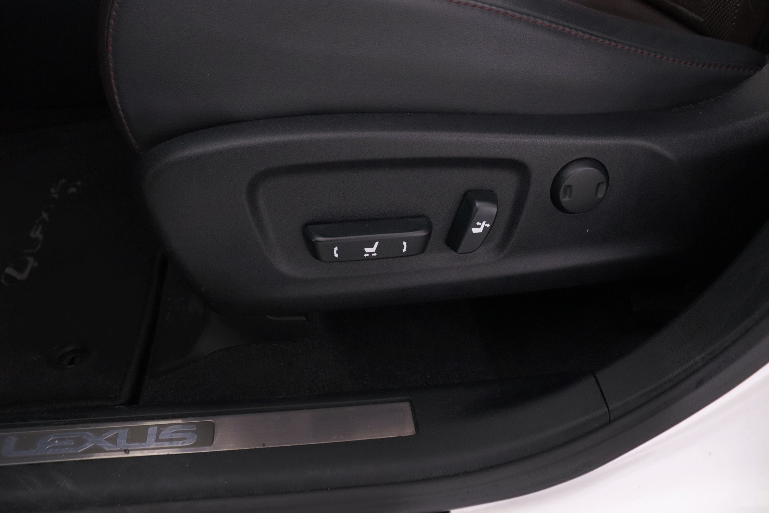 Lexus RX450H 3.5 HEV EXECUTIVE 4X4 AUTO 313CV 5P #CUERO, TECHO ELEC PANORAMICO, NAVY foto 21