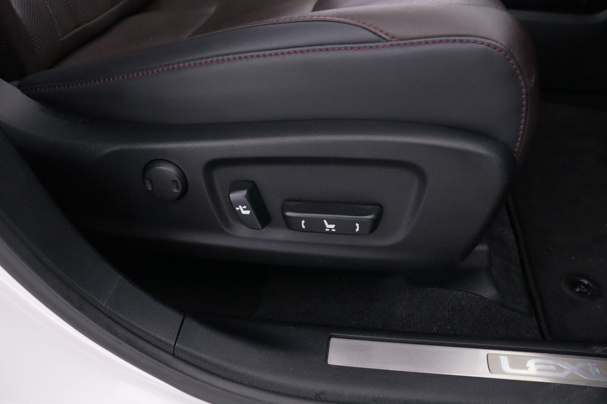 Lexus RX450H 3.5 HEV EXECUTIVE 4X4 AUTO 313CV 5P #CUERO, TECHO ELEC PANORAMICO, NAVY foto 23