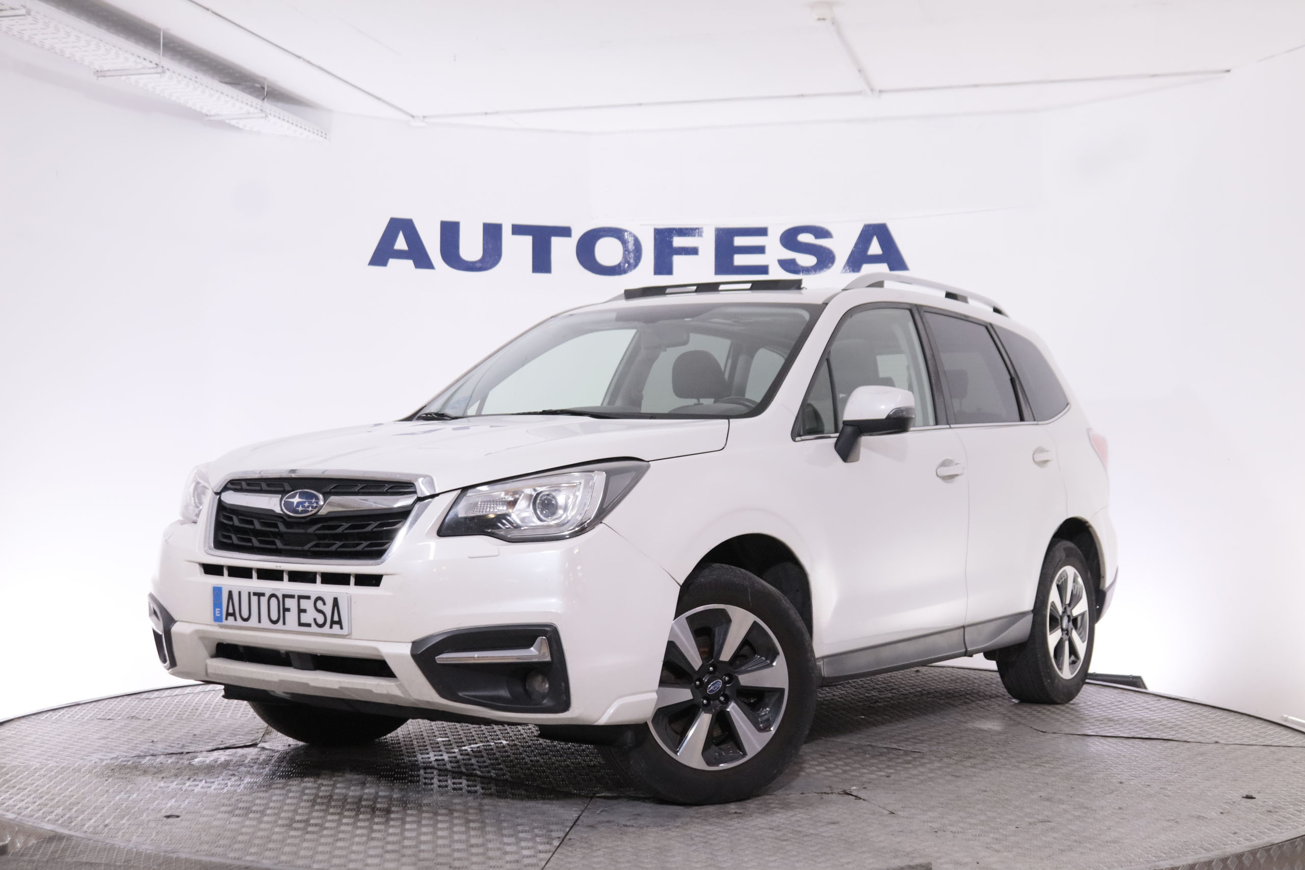 Subaru Forester 2.0TD EXECUTIVE LINEARTRONIC 4X4 AUTO 150CV 5P #CUERO, TECHO ELEC, NAVY foto 1
