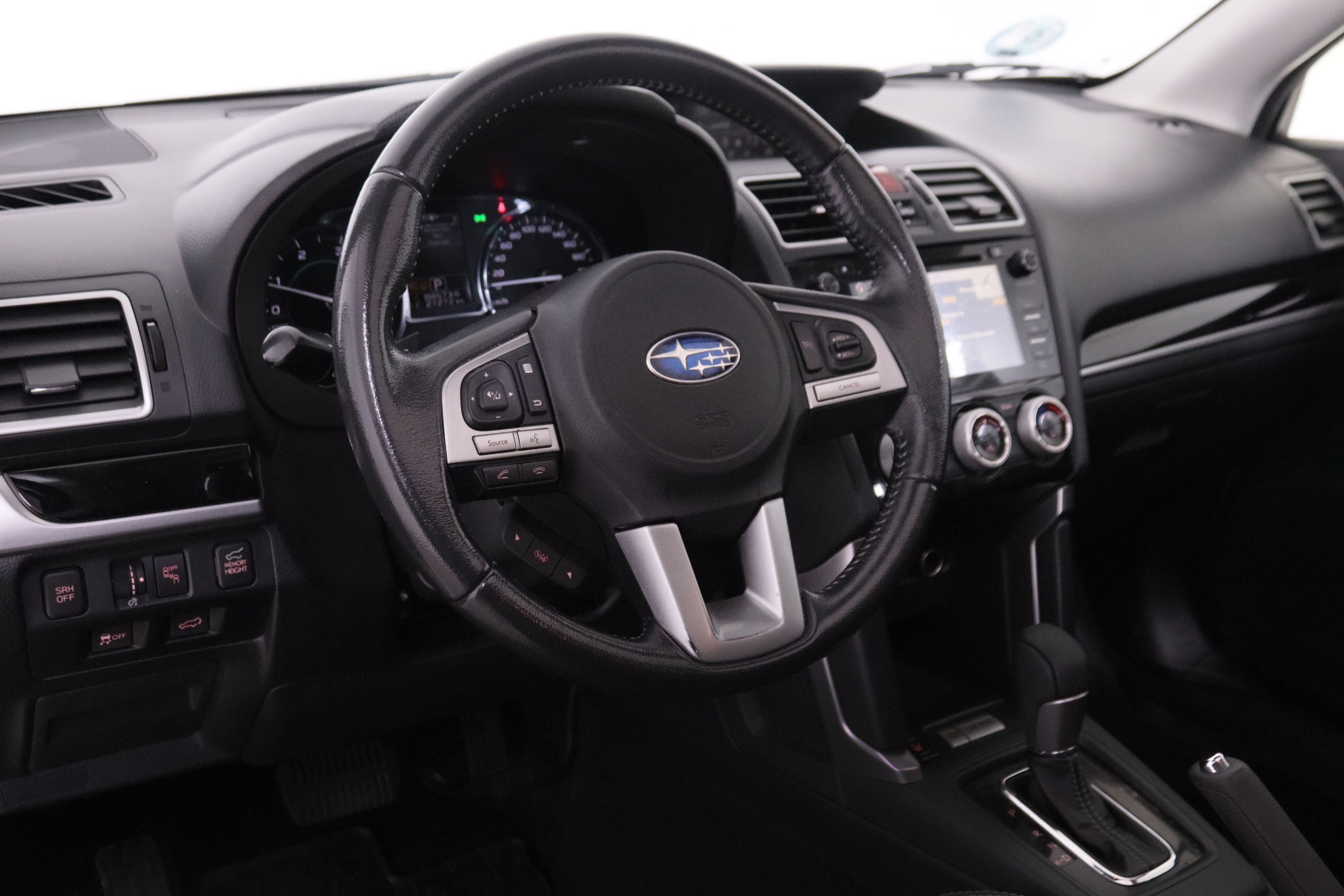 Subaru Forester 2.0TD EXECUTIVE LINEARTRONIC 4X4 AUTO 150CV 5P #CUERO, TECHO ELEC, NAVY foto 14