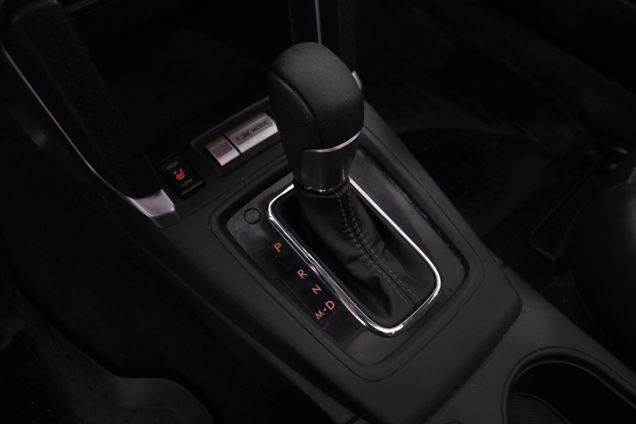 Subaru Forester 2.0TD EXECUTIVE LINEARTRONIC 4X4 AUTO 150CV 5P #CUERO, TECHO ELEC, NAVY foto 23