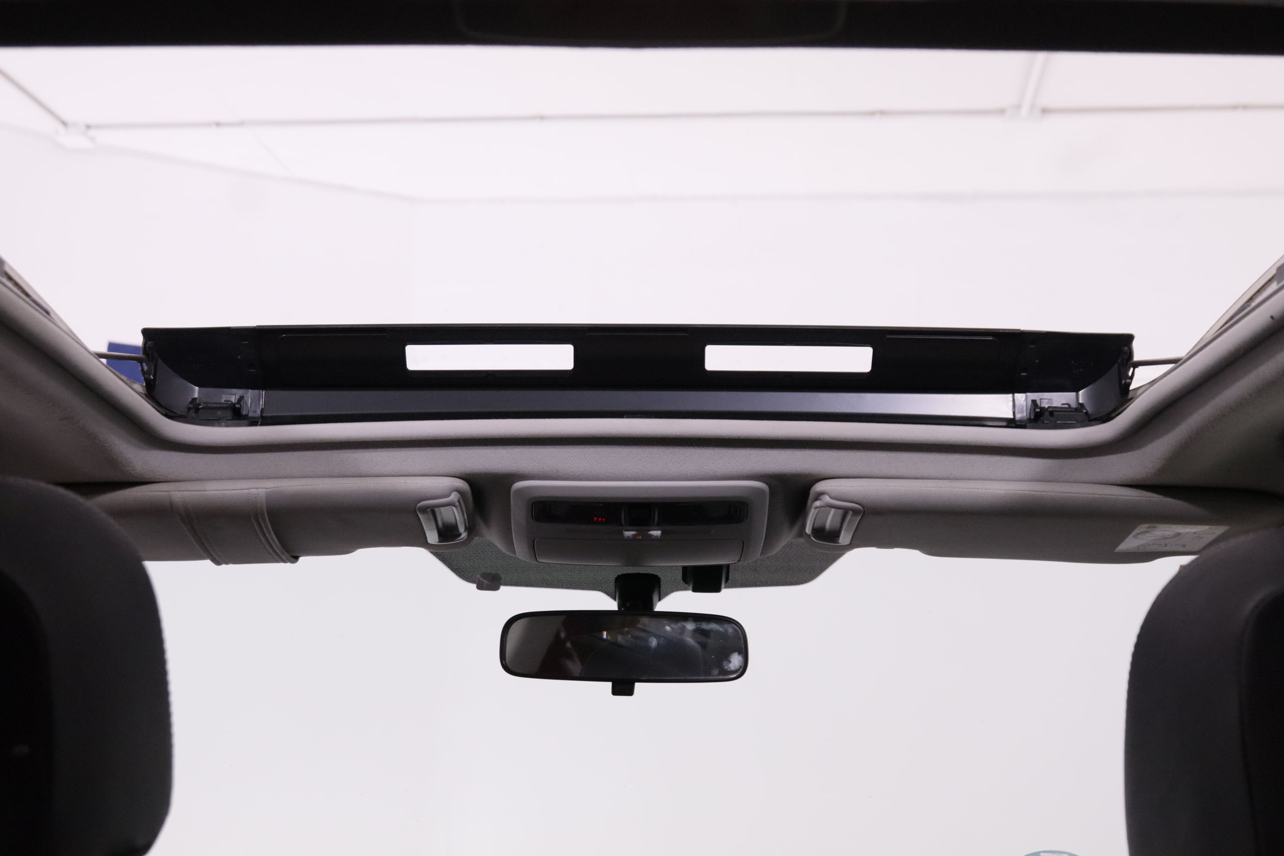 Subaru Forester 2.0TD EXECUTIVE LINEARTRONIC 4X4 AUTO 150CV 5P #CUERO, TECHO ELEC, NAVY foto 24