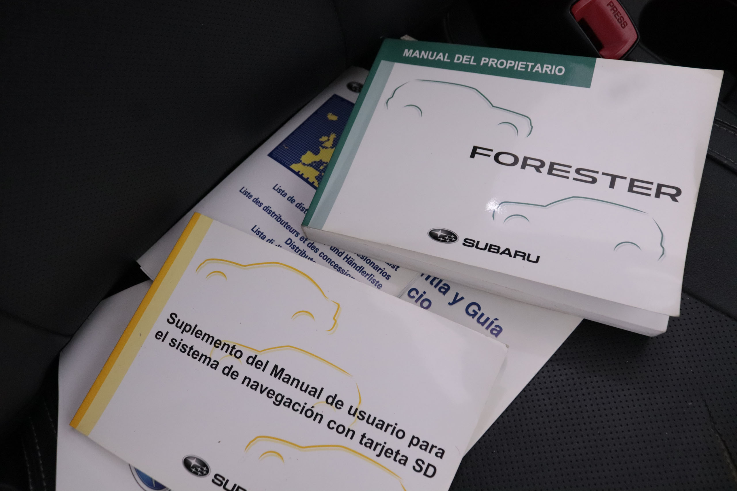 Subaru Forester 2.0TD EXECUTIVE LINEARTRONIC 4X4 AUTO 150CV 5P #CUERO, TECHO ELEC, NAVY foto 29