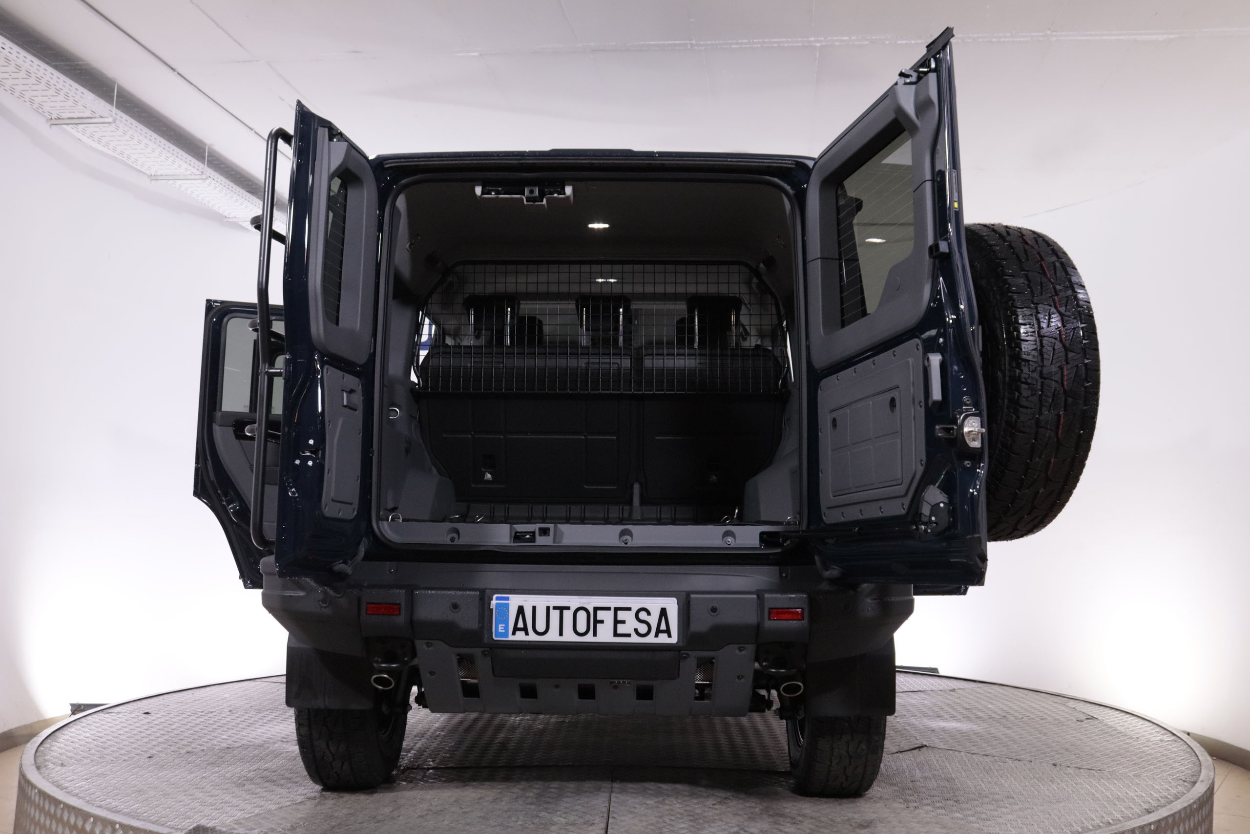 Ineos Grenadier 3.0 4X4 AUTO 286CV 5P VENTA SOLO PROFESIONALES # GARANTIA FAB 2030, PARKTRONIC foto 10