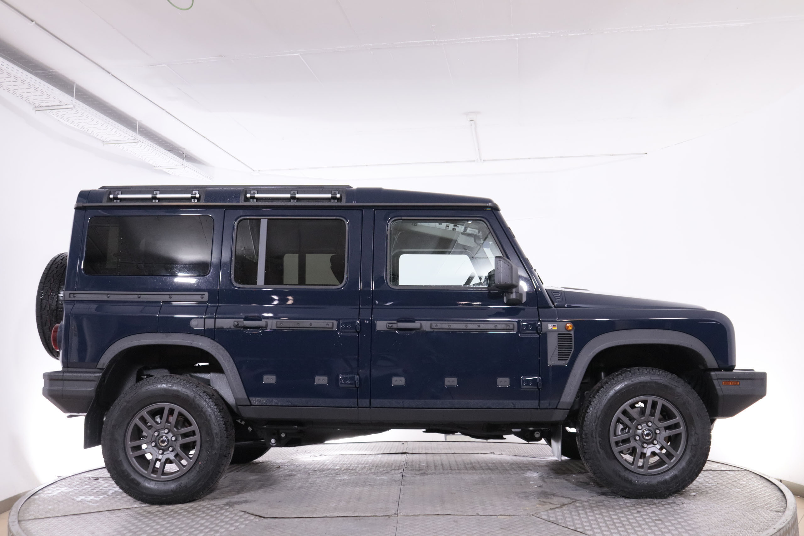 Ineos Grenadier 3.0 4X4 AUTO 286CV 5P VENTA SOLO PROFESIONALES # GARANTIA FAB 2030, PARKTRONIC foto 13