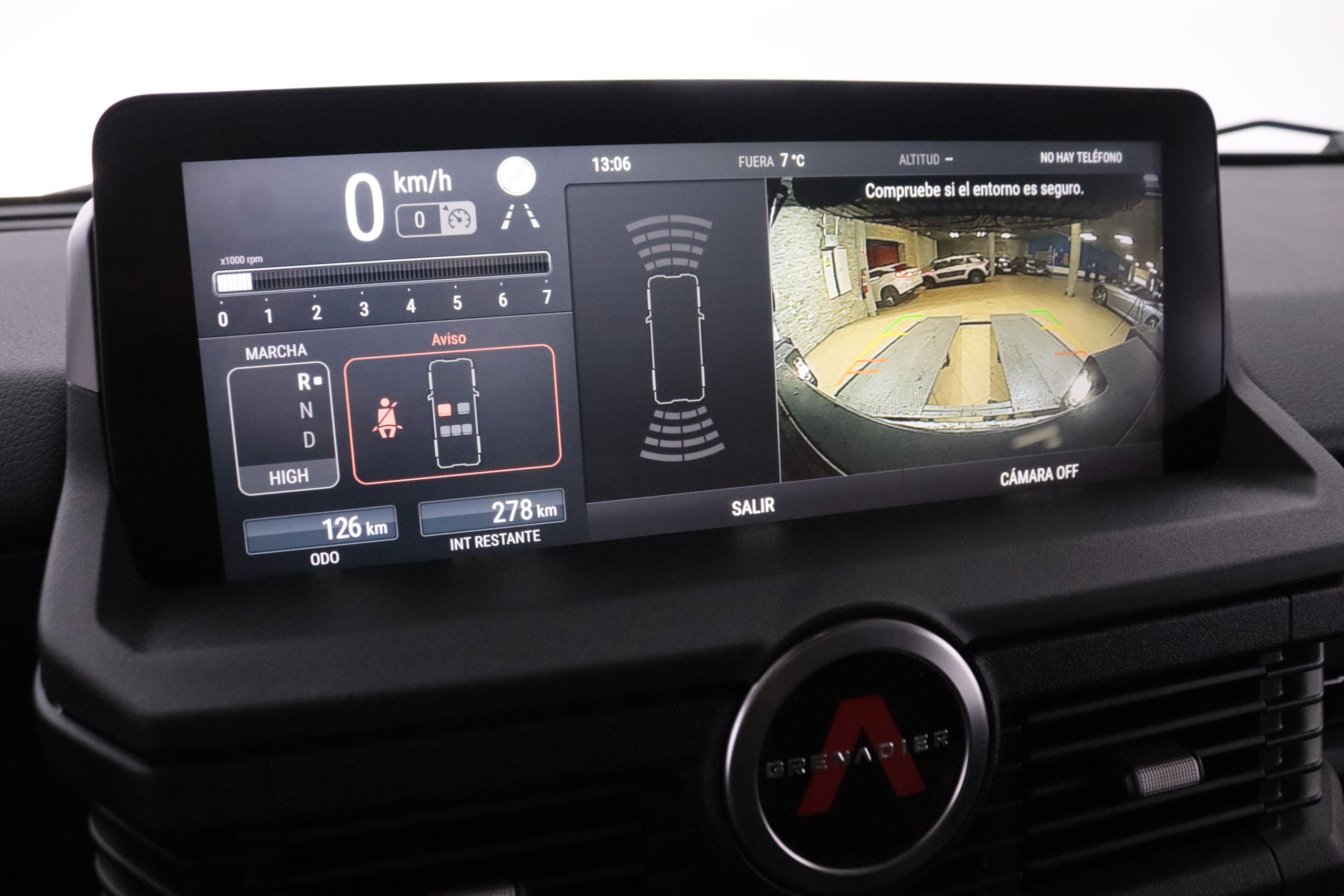 Ineos Grenadier 3.0 4X4 AUTO 286CV 5P VENTA SOLO PROFESIONALES # GARANTIA FAB 2030, PARKTRONIC foto 23