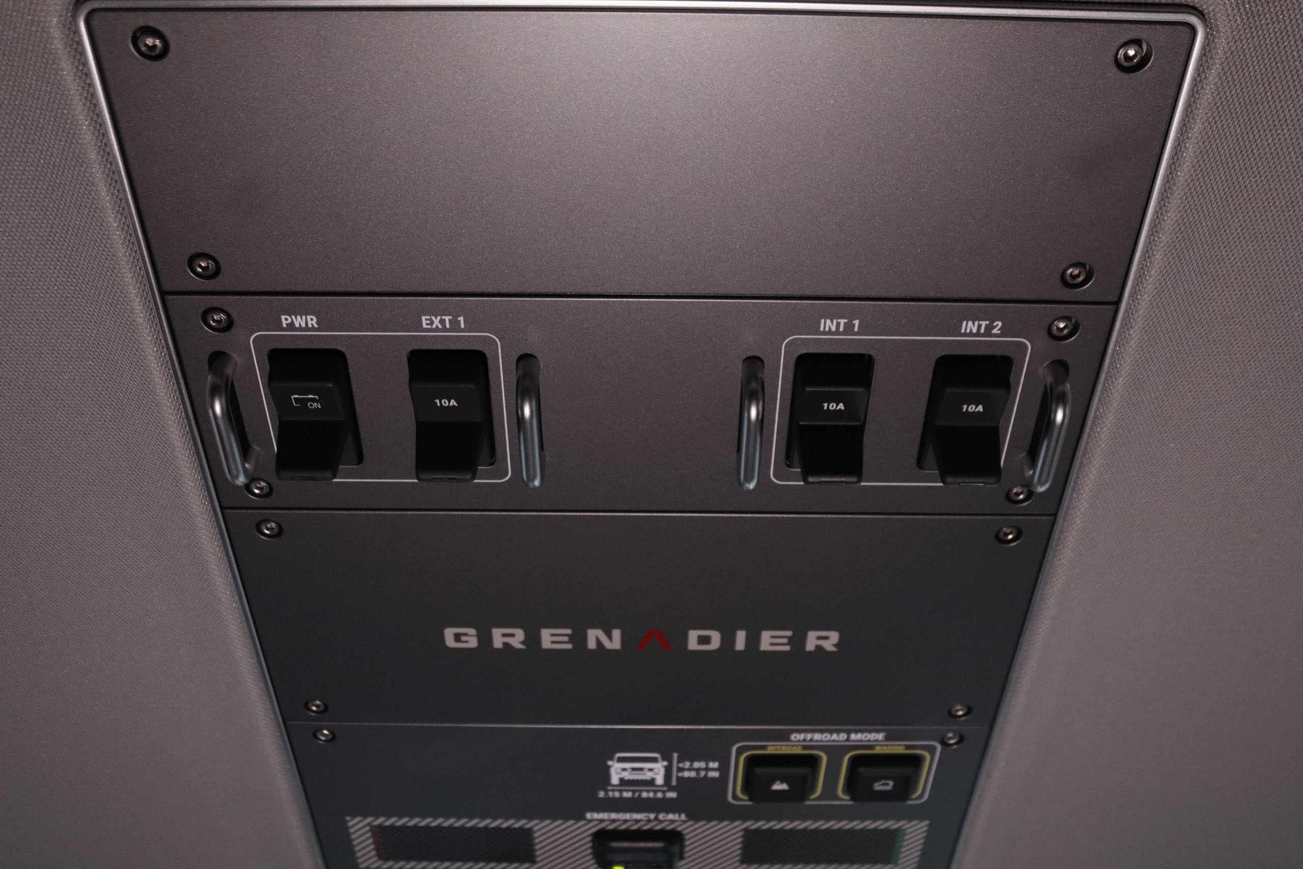 Ineos Grenadier 3.0 4X4 AUTO 286CV 5P VENTA SOLO PROFESIONALES # GARANTIA FAB 2030, PARKTRONIC foto 27