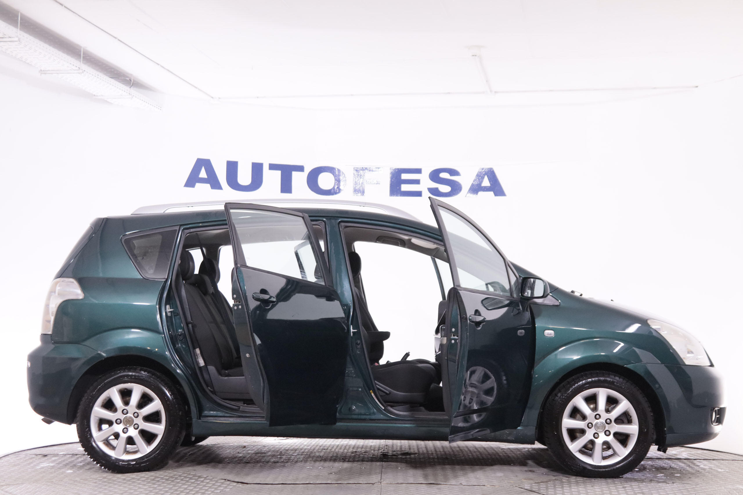 Toyota Corolla Verso 2.2 D 136CV 7PLAZAS 5P foto 11