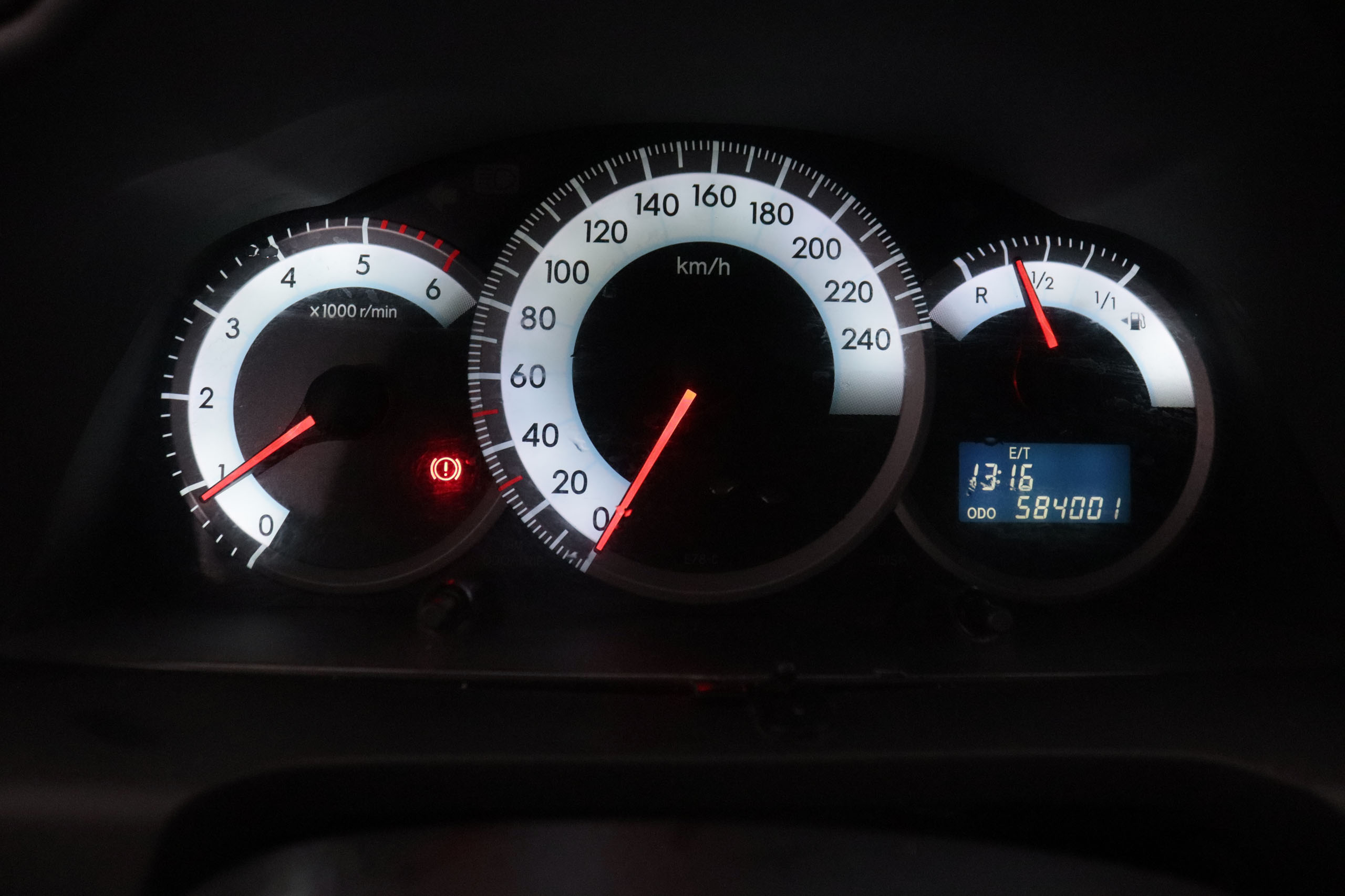 Toyota Corolla Verso 2.2 D 136CV 7PLAZAS 5P foto 18