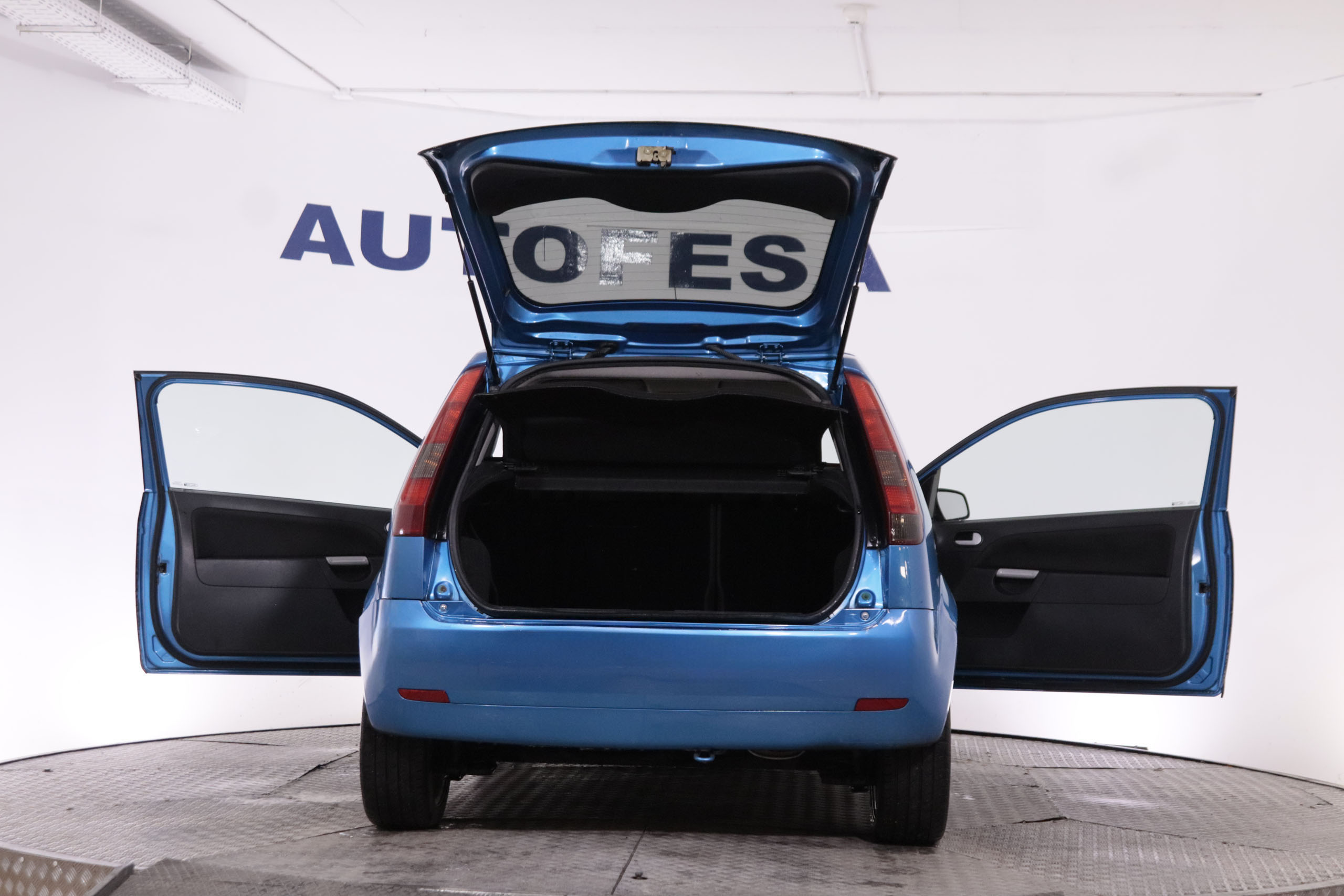 Ford Fiesta 1.4 TDCI TREND 68CV 3P foto 11