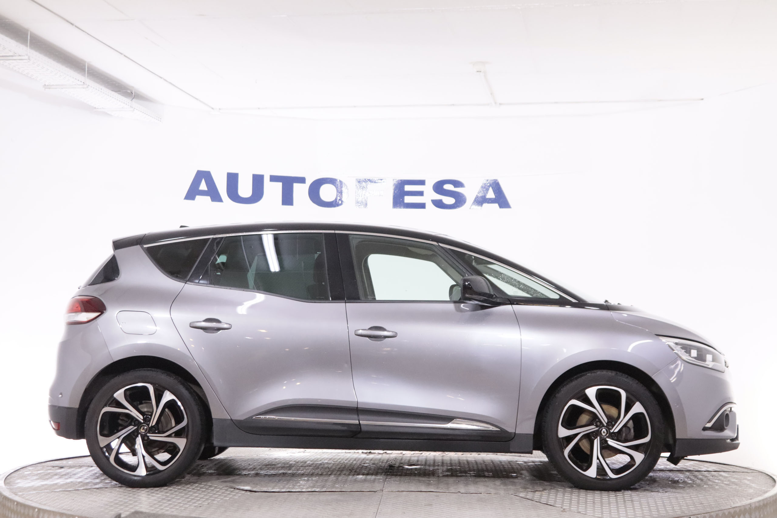 Renault Scenic 1.7 DCI INTENS 120CV 5P # NAVY, PARKTRONIC foto 9